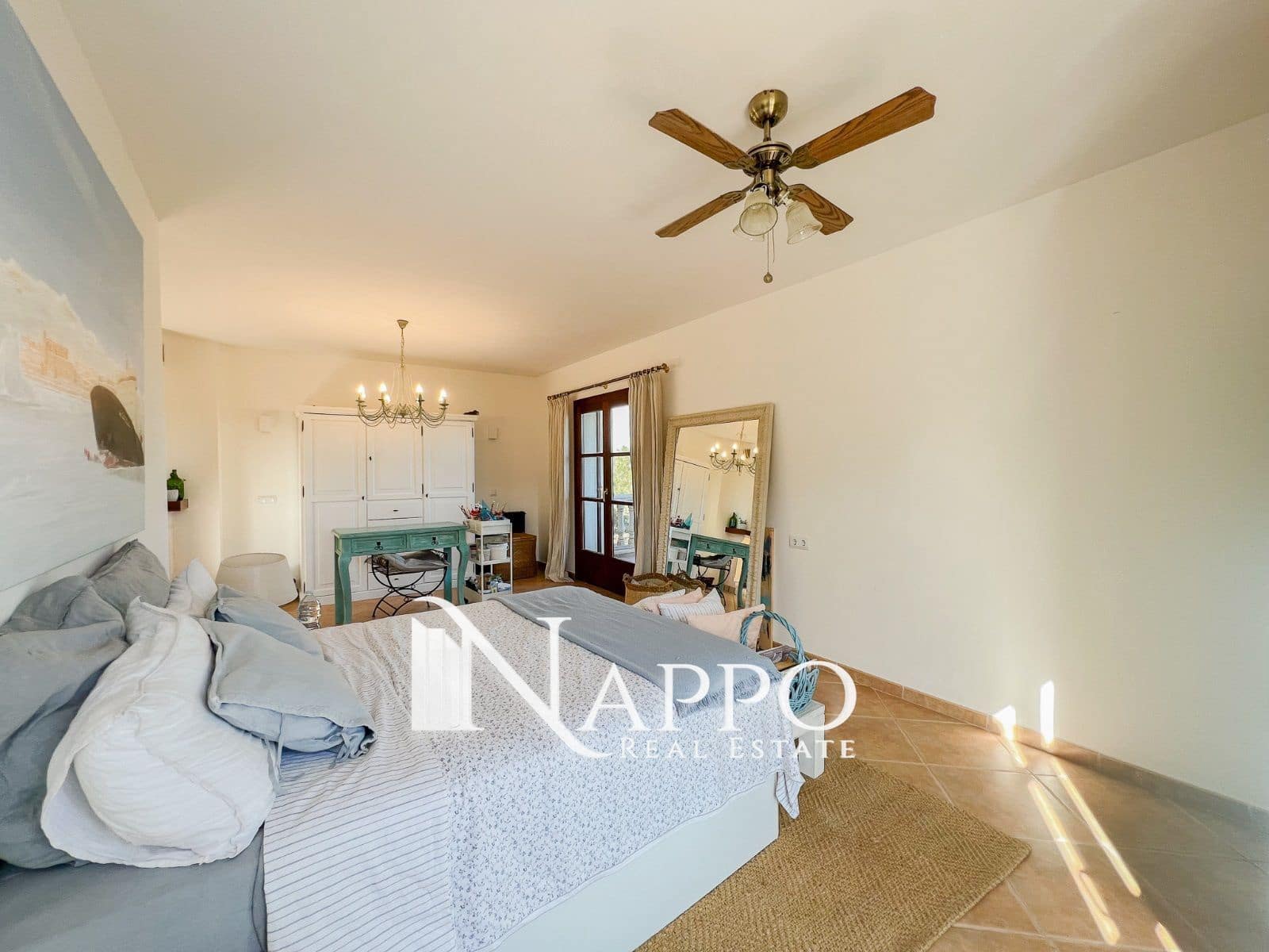 3 bedroom Villa for sale in Muro - € 1,580,000 (Ref: 8052664)