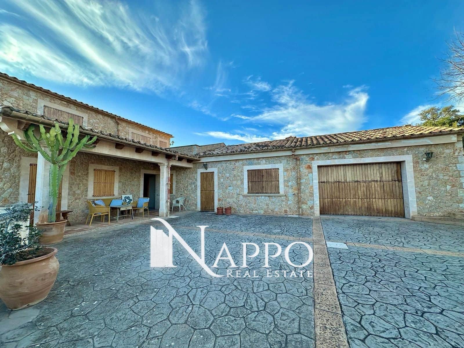 Chalet de 8 habitaciones en Inca en venta con piscina garaje - 3.350.000 € (Ref: 8151698)