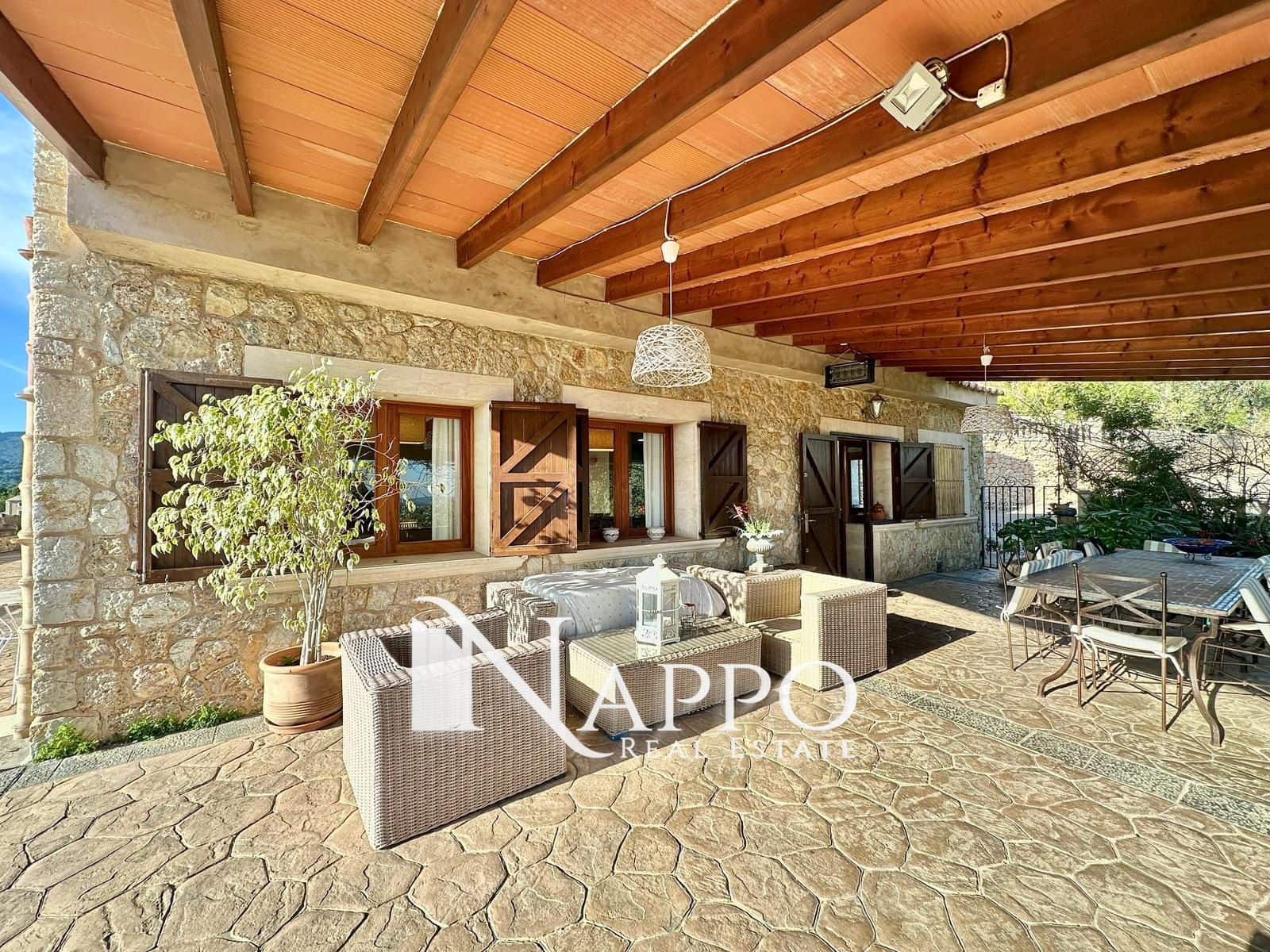 Chalet de 8 habitaciones en Inca en venta con piscina garaje - 3.350.000 € (Ref: 8151698)