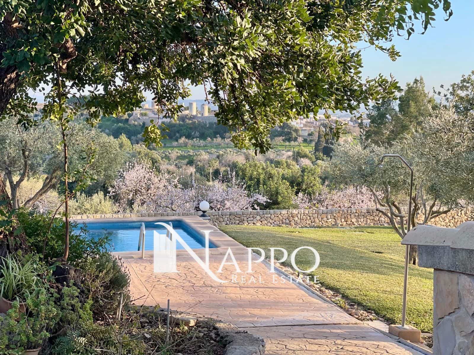 Chalet de 8 habitaciones en Inca en venta con piscina garaje - 3.350.000 € (Ref: 8151698)