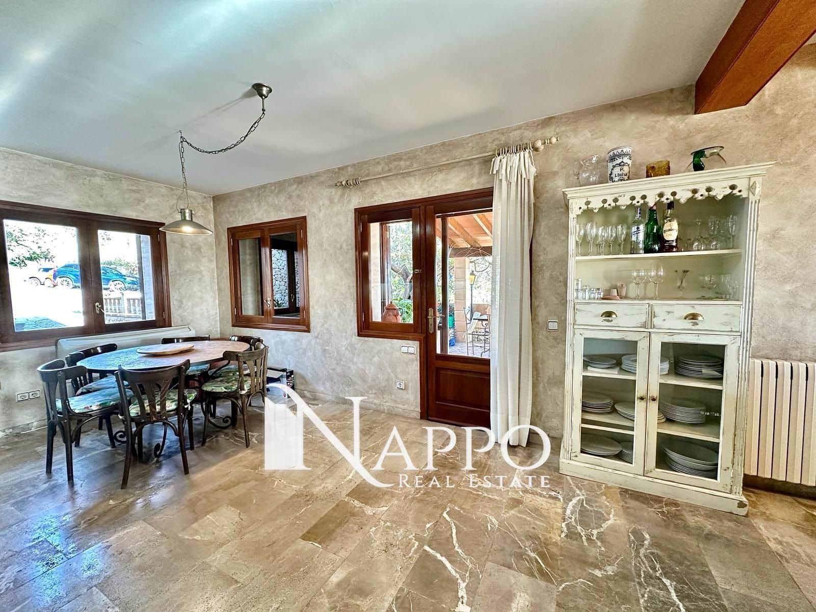 Chalet de 8 habitaciones en Inca en venta con piscina garaje - 3.350.000 € (Ref: 8151698)