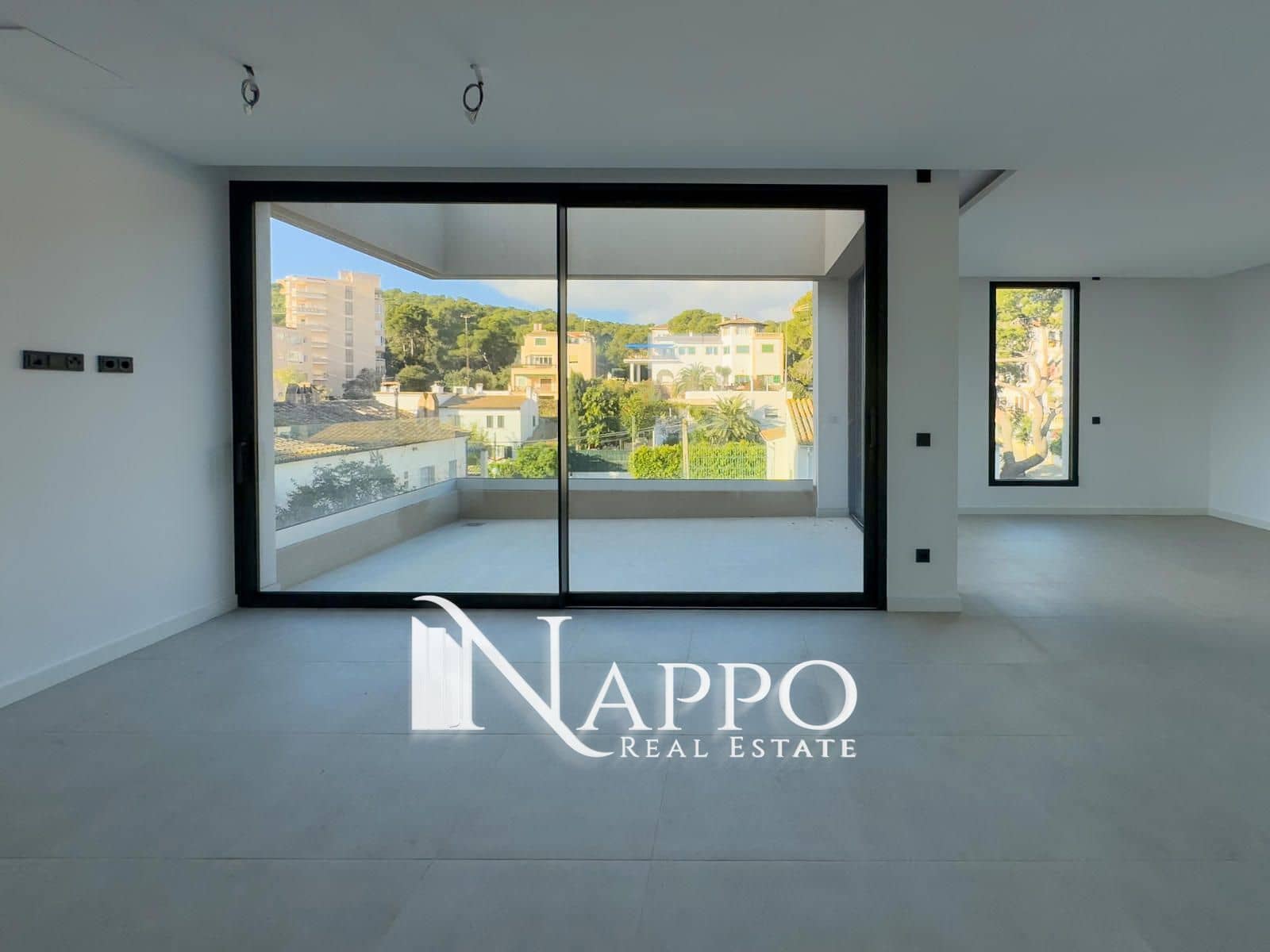 3 soverom Leilighet til salgs i Palma de Mallorca med svømmebasseng garasje - € 2 600 000 (Ref: 8238394)