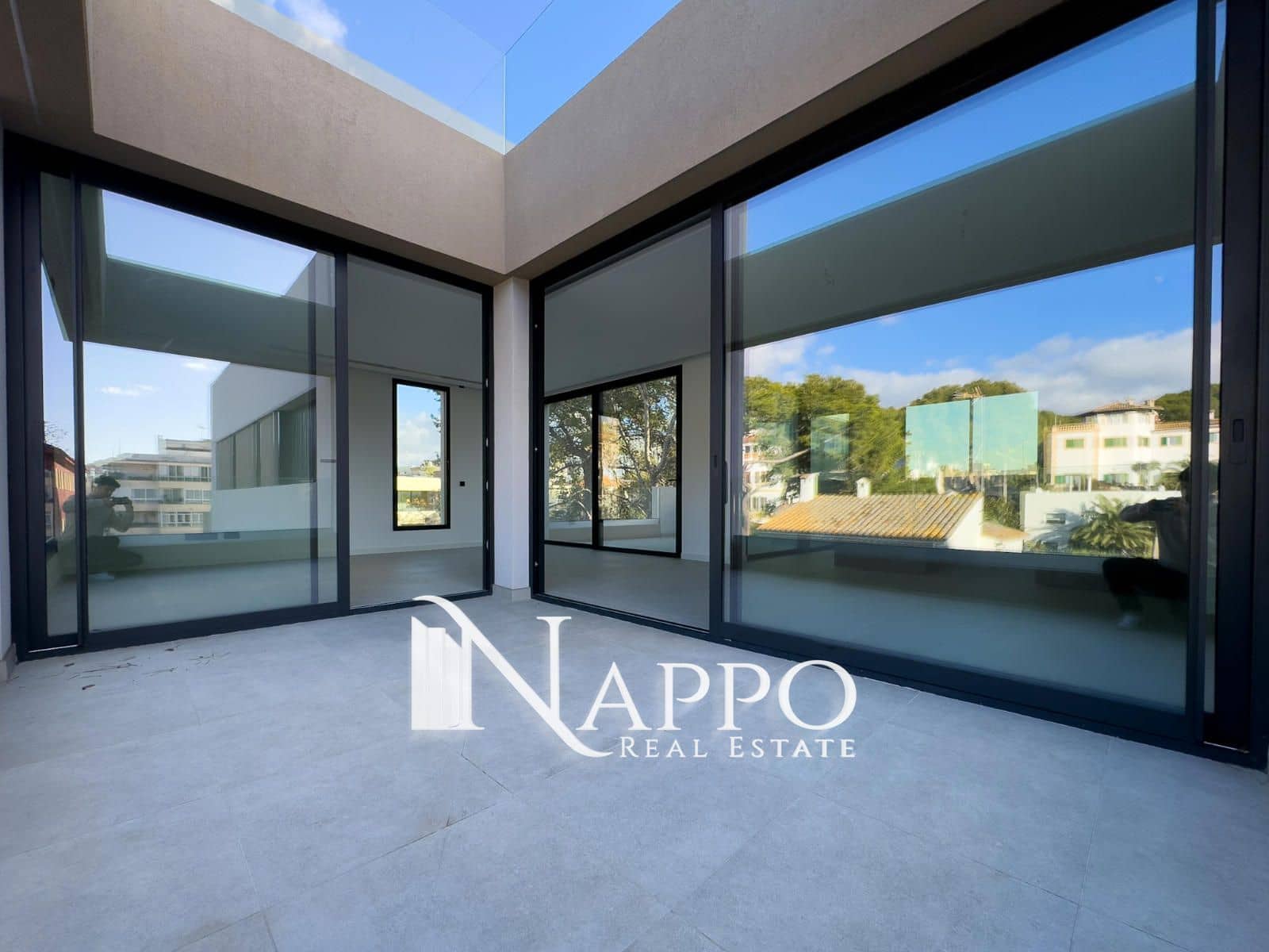 3 soverom Leilighet til salgs i Palma de Mallorca med svømmebasseng garasje - € 2 600 000 (Ref: 8238394)