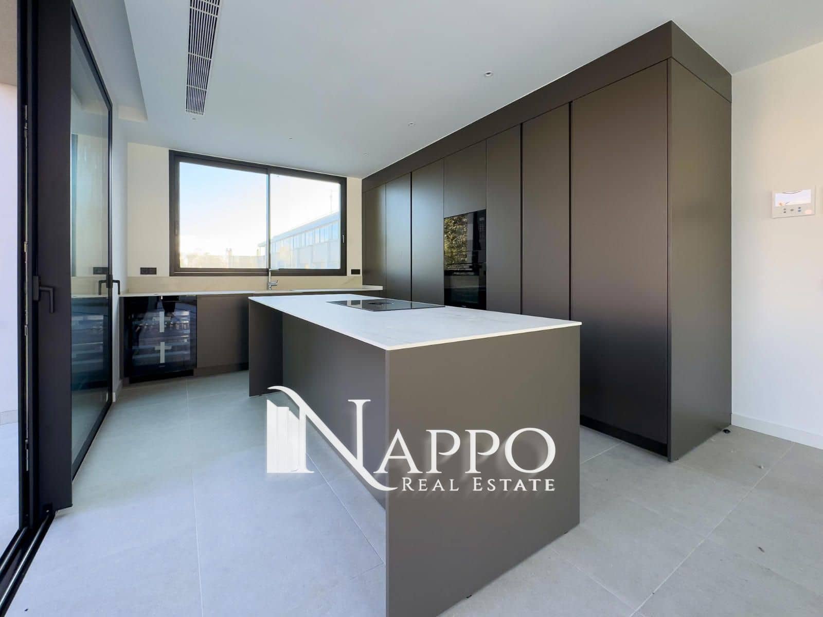 3 soverom Leilighet til salgs i Palma de Mallorca med svømmebasseng garasje - € 2 600 000 (Ref: 8238394)