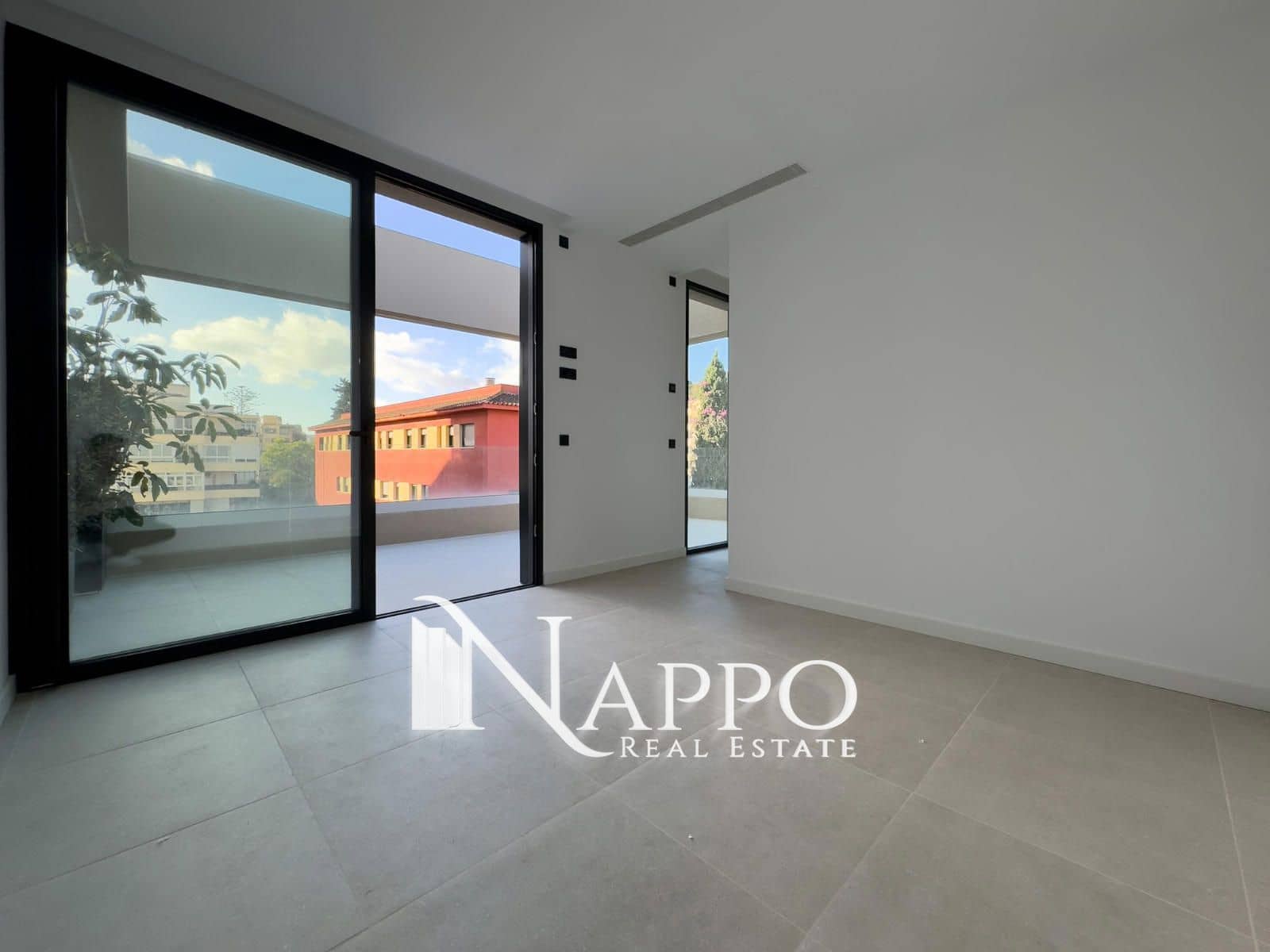 3 soverom Leilighet til salgs i Palma de Mallorca med svømmebasseng garasje - € 2 600 000 (Ref: 8238394)