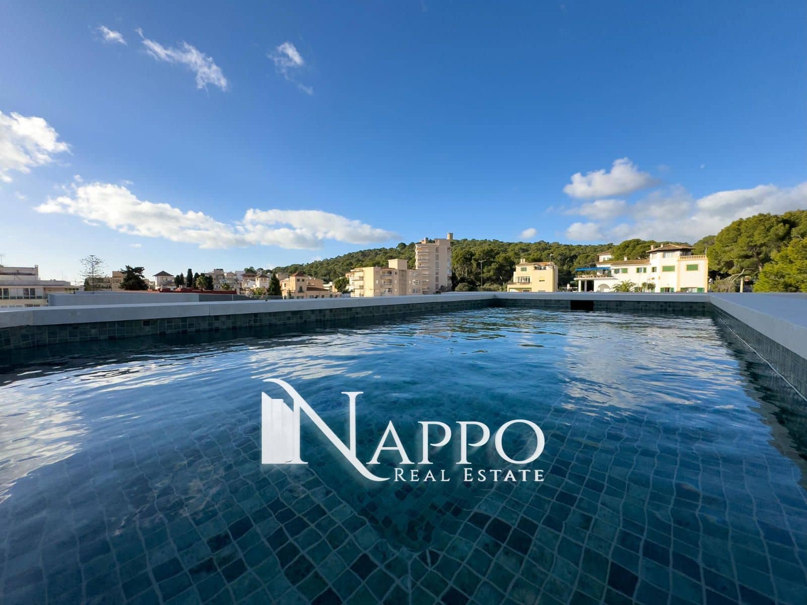 3 soverom Leilighet til salgs i Palma de Mallorca med svømmebasseng garasje - € 2 600 000 (Ref: 8238394)