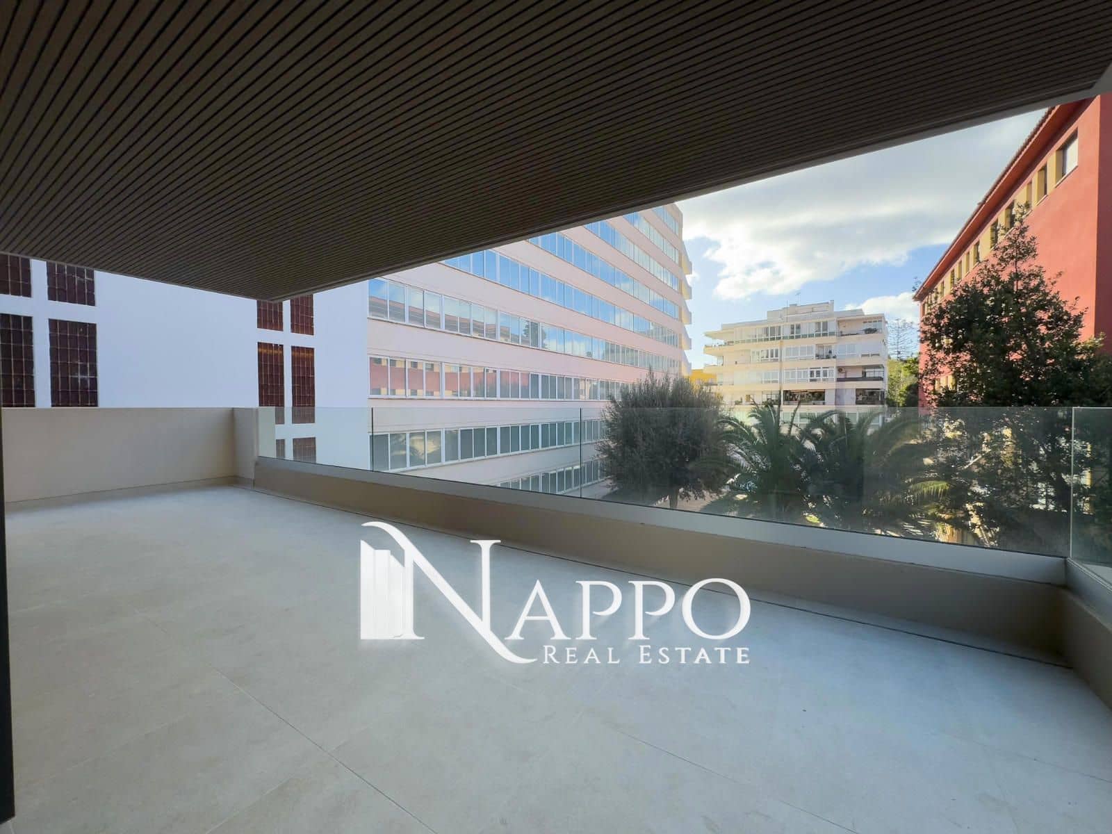 3 soveværelse Lejlighed til salg i Palma de Mallorca med swimmingpool garage - € 1.050.250 (Ref: 8238396)