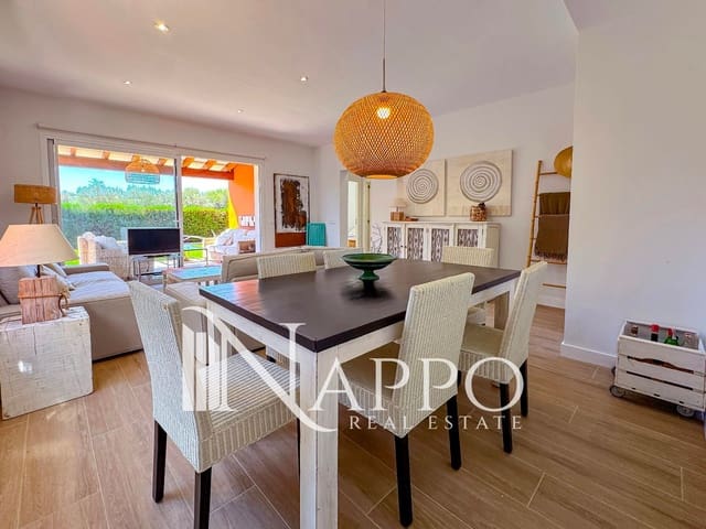 Villa/Maison de 3 chambres à louer à Sa Rapita / La Rapita, Campos - 2 000 € (Ref: 8342444)