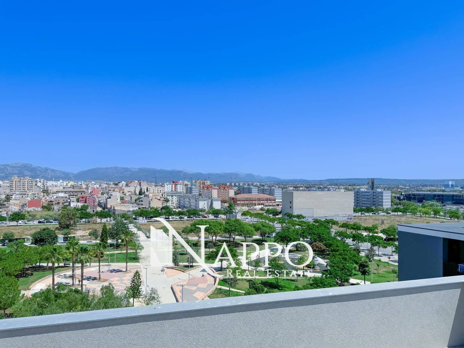 3 soveværelse Lejlighed til salg i Palma de Mallorca med swimmingpool garage - € 649.000 (Ref: 8379430)