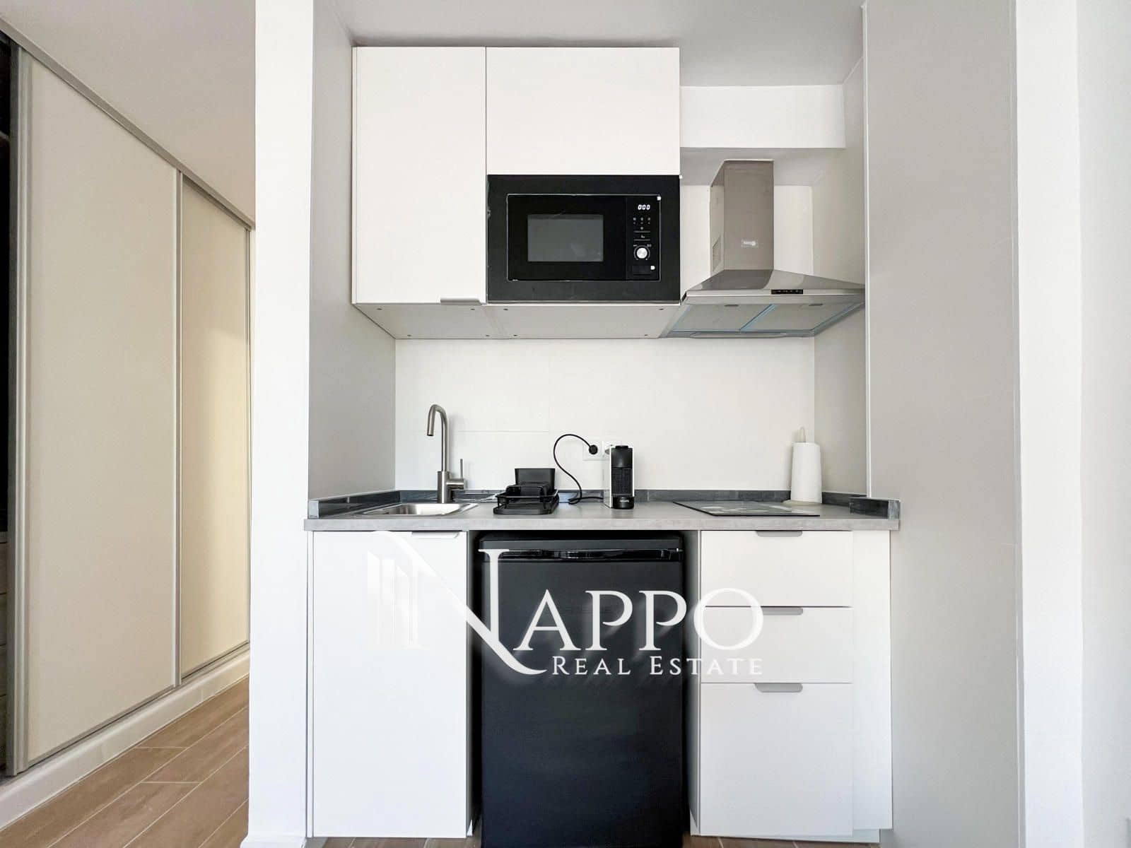 Appartamento da affittare in Cala Mayor con garage - 1.000 € (Rif: 8399707)