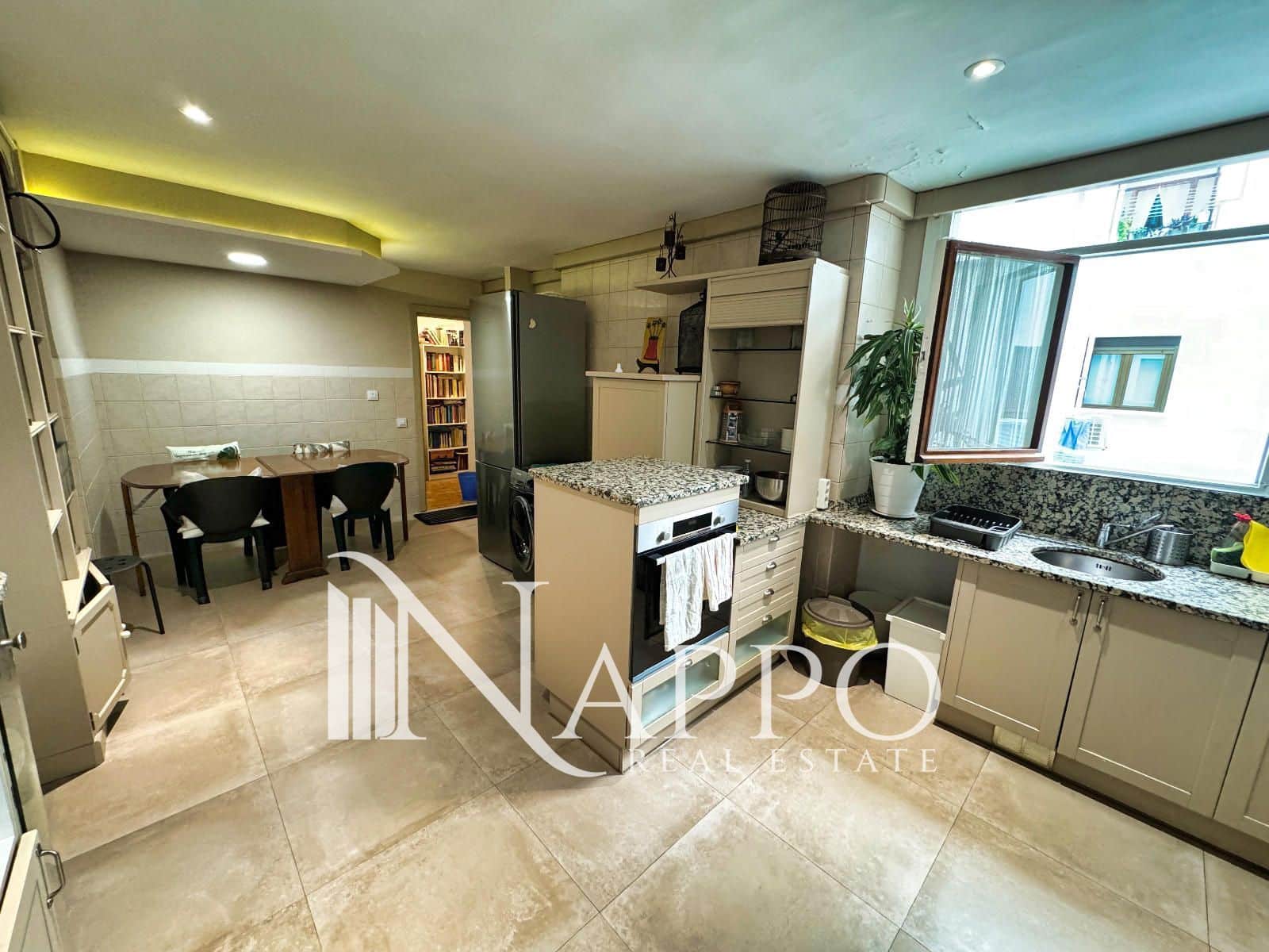3 quarto Apartamento para arrendar em Madrid cidade - 750 € (Ref: 8462076)