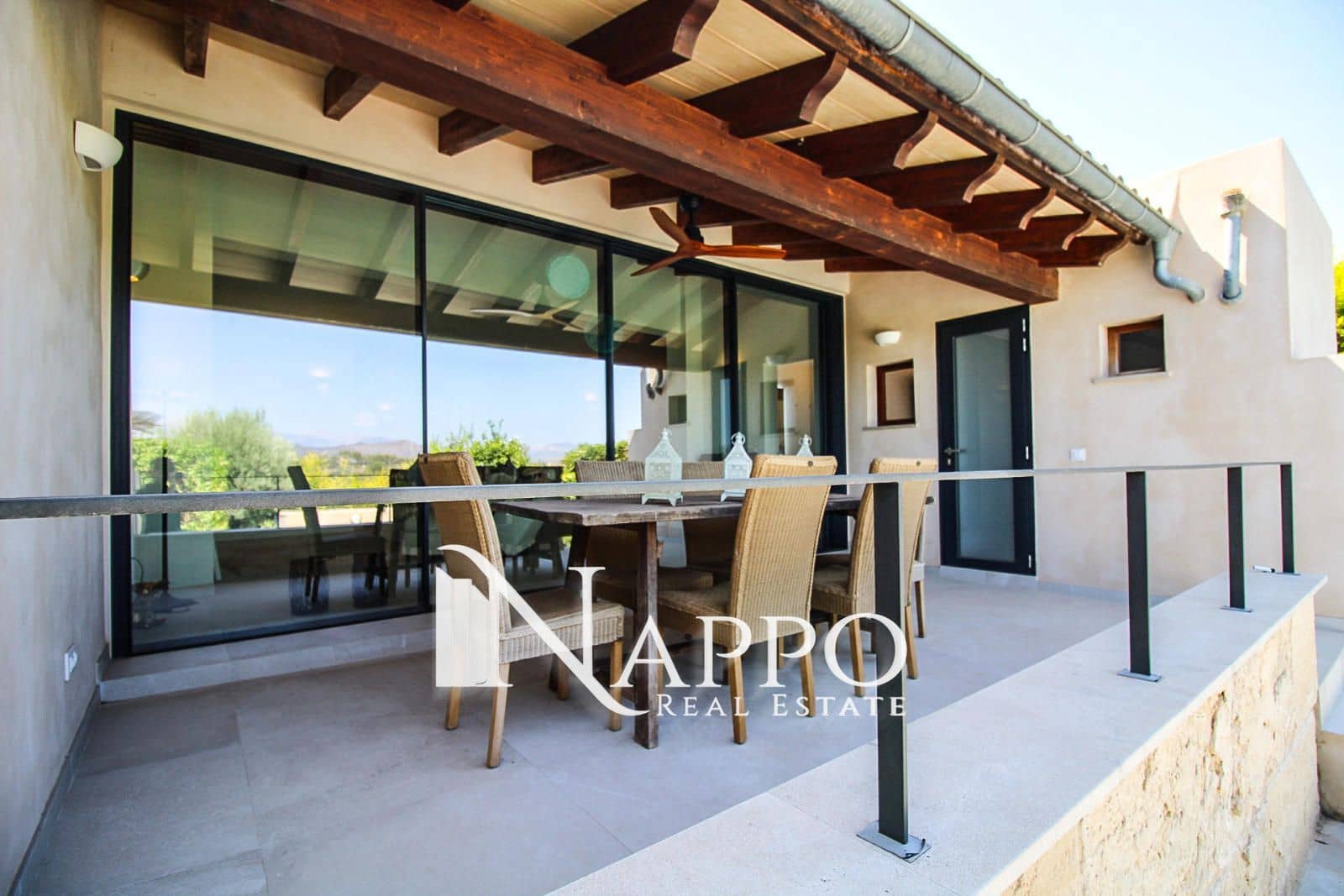 3 soveværelse Villa til salg i Llubi med swimmingpool garage - € 1.390.000 (Ref: 8462606)