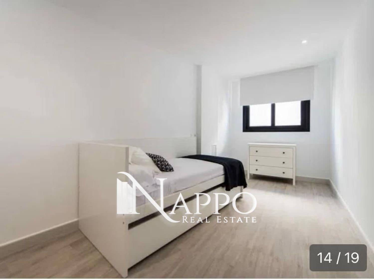 3 bedroom Flat for rent in Puerto de Alcudia - € 2,500 (Ref: 8532876)