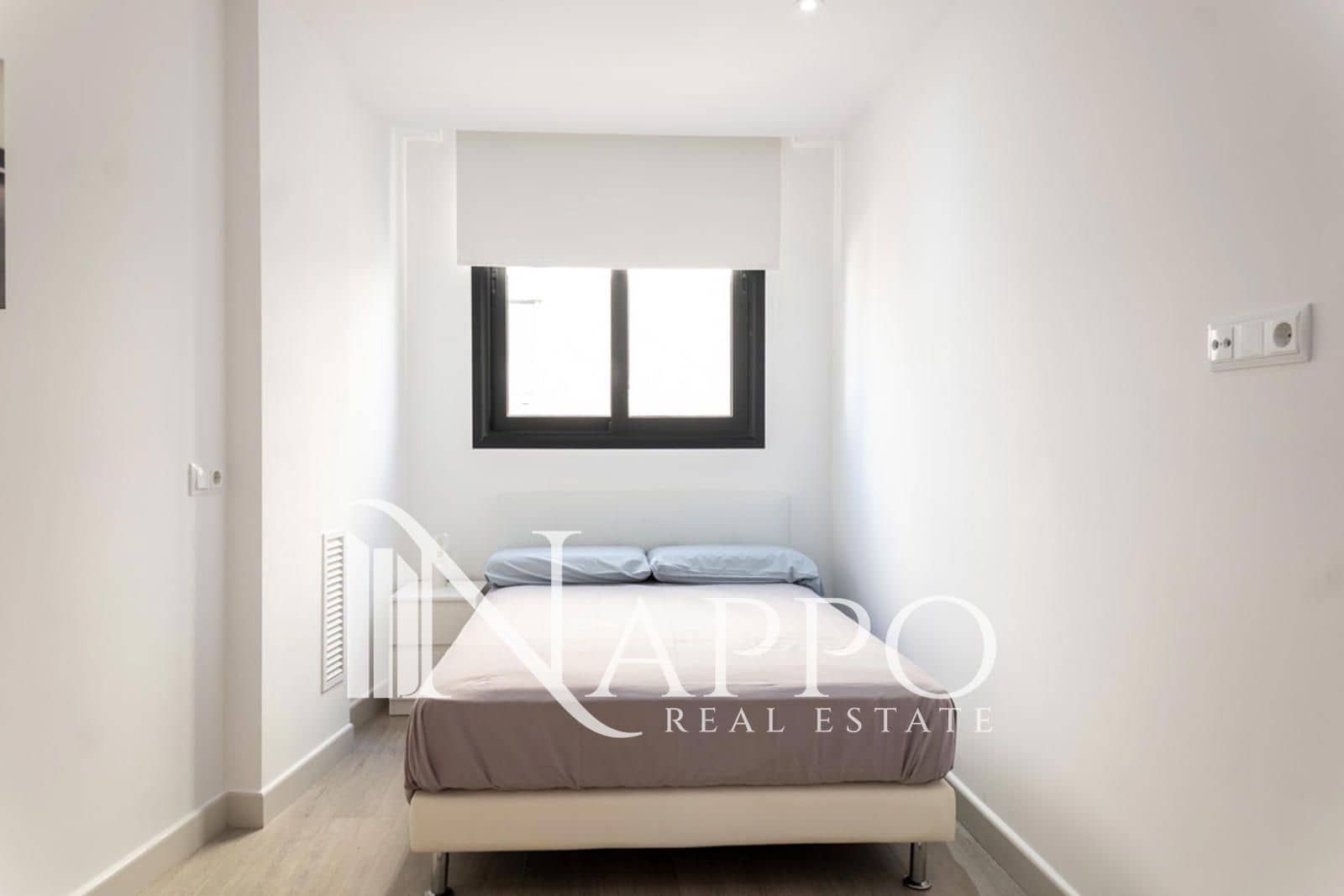 3 bedroom Flat for rent in Puerto de Alcudia - € 2,500 (Ref: 8532876)