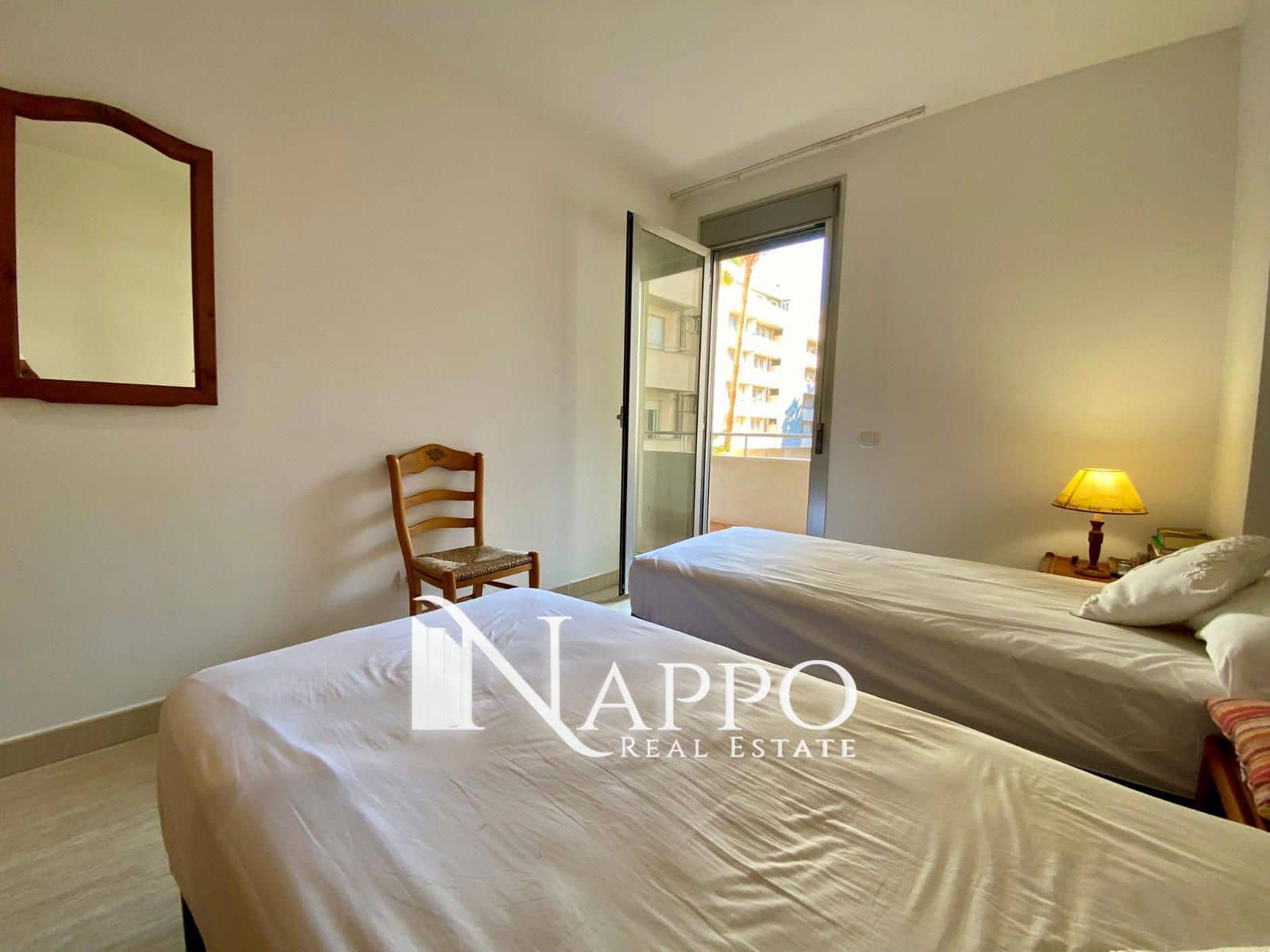 2 slaapkamer Flat te huur in Palma de Mallorca met zwembad garage - € 1.800 (Ref: 8535515)