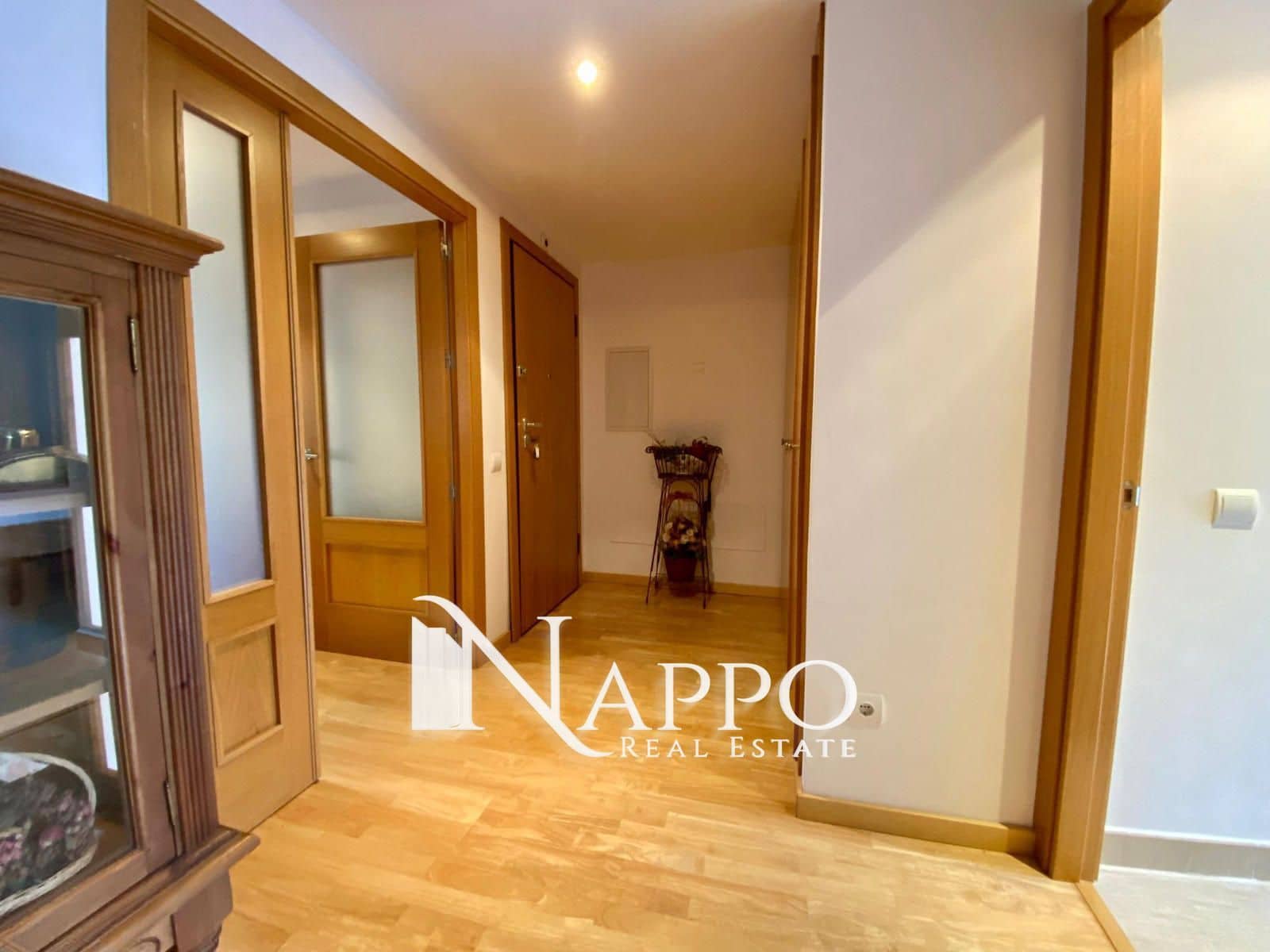 2 slaapkamer Flat te huur in Palma de Mallorca met zwembad garage - € 1.800 (Ref: 8535515)