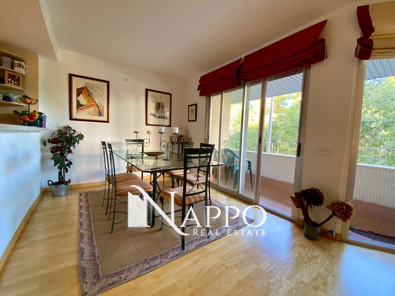 2 slaapkamer Flat te huur in Palma de Mallorca met zwembad garage - € 1.800 (Ref: 8535515)
