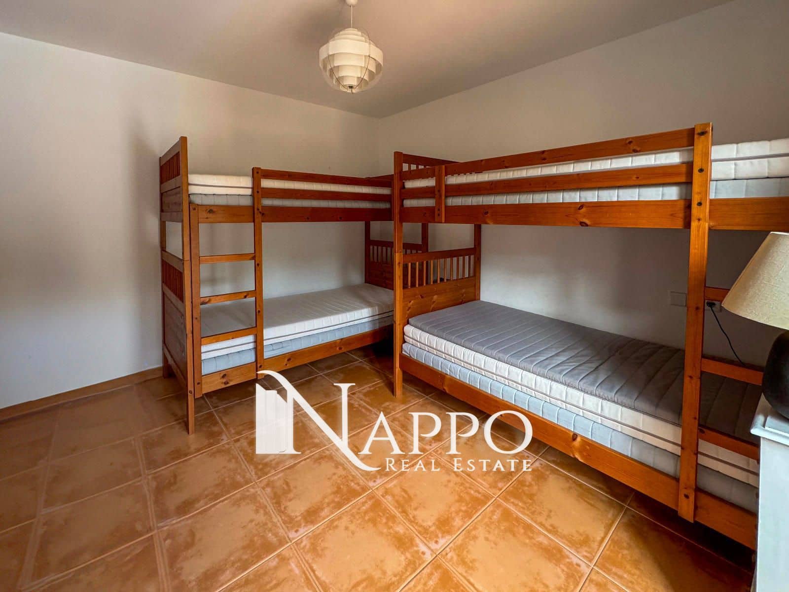 3 soverom Leilighet til salgs i Bendinat med svømmebasseng garasje - € 1 600 000 (Ref: 8574351)