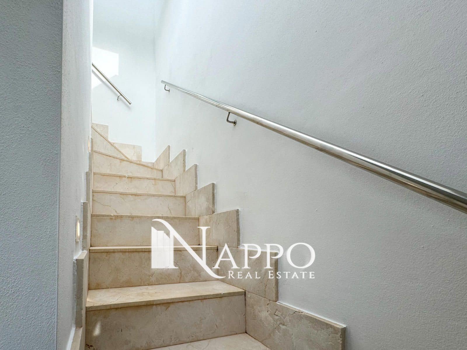 2 soveværelse Penthouse til salg i Bendinat med swimmingpool garage - € 2.225.000 (Ref: 8578541)