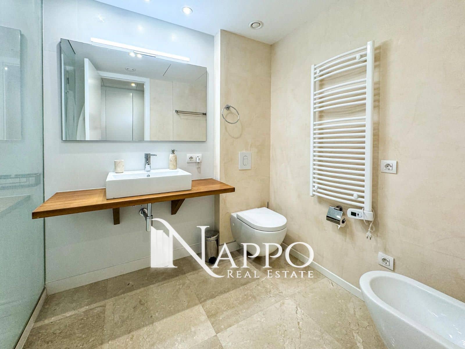 2 soveværelse Penthouse til salg i Bendinat med swimmingpool garage - € 2.225.000 (Ref: 8578541)