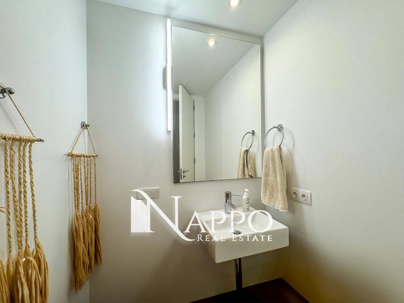 2 soveværelse Penthouse til salg i Bendinat med swimmingpool garage - € 2.225.000 (Ref: 8578541)