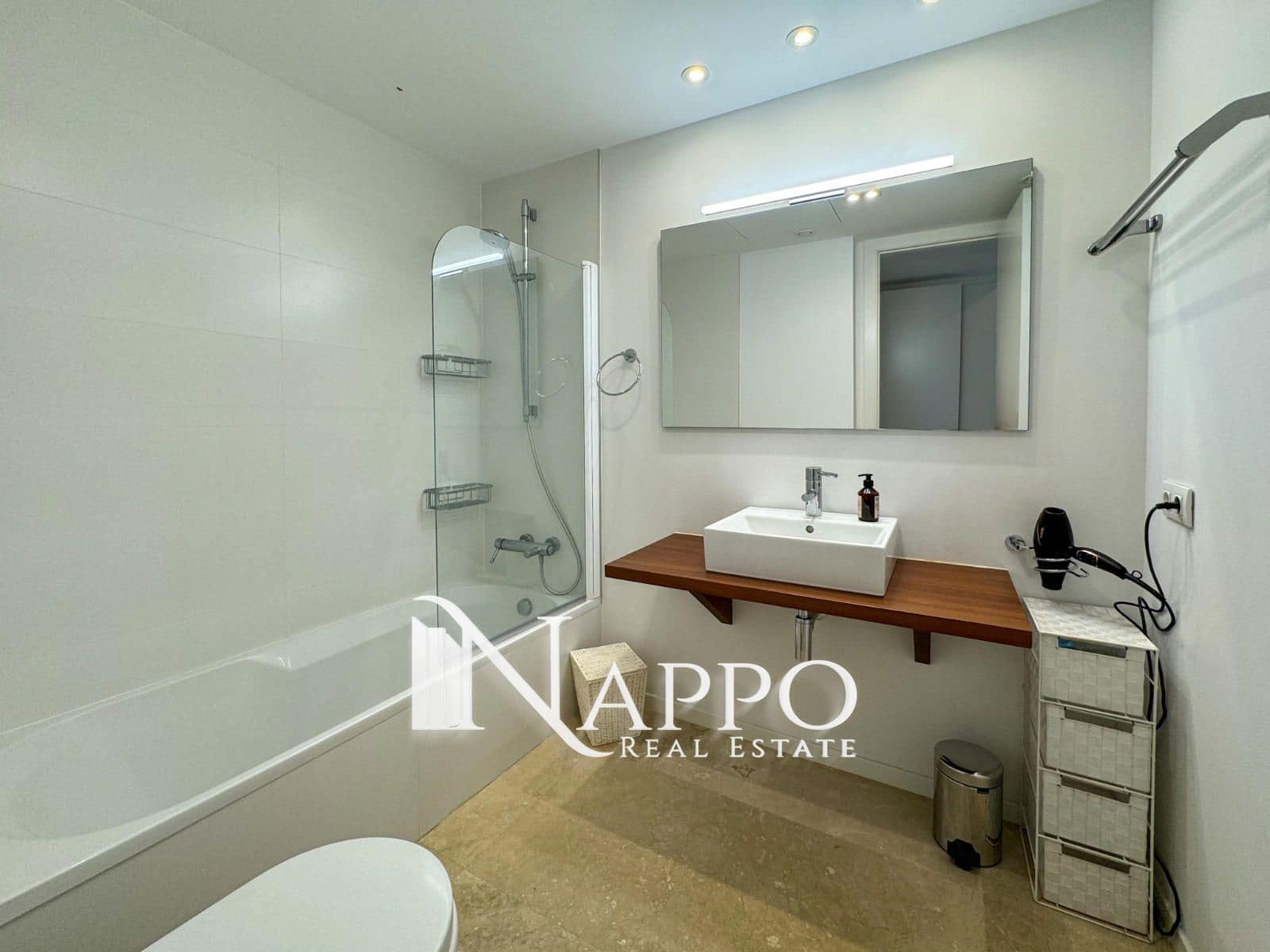 2 soveværelse Penthouse til salg i Bendinat med swimmingpool garage - € 2.225.000 (Ref: 8578541)