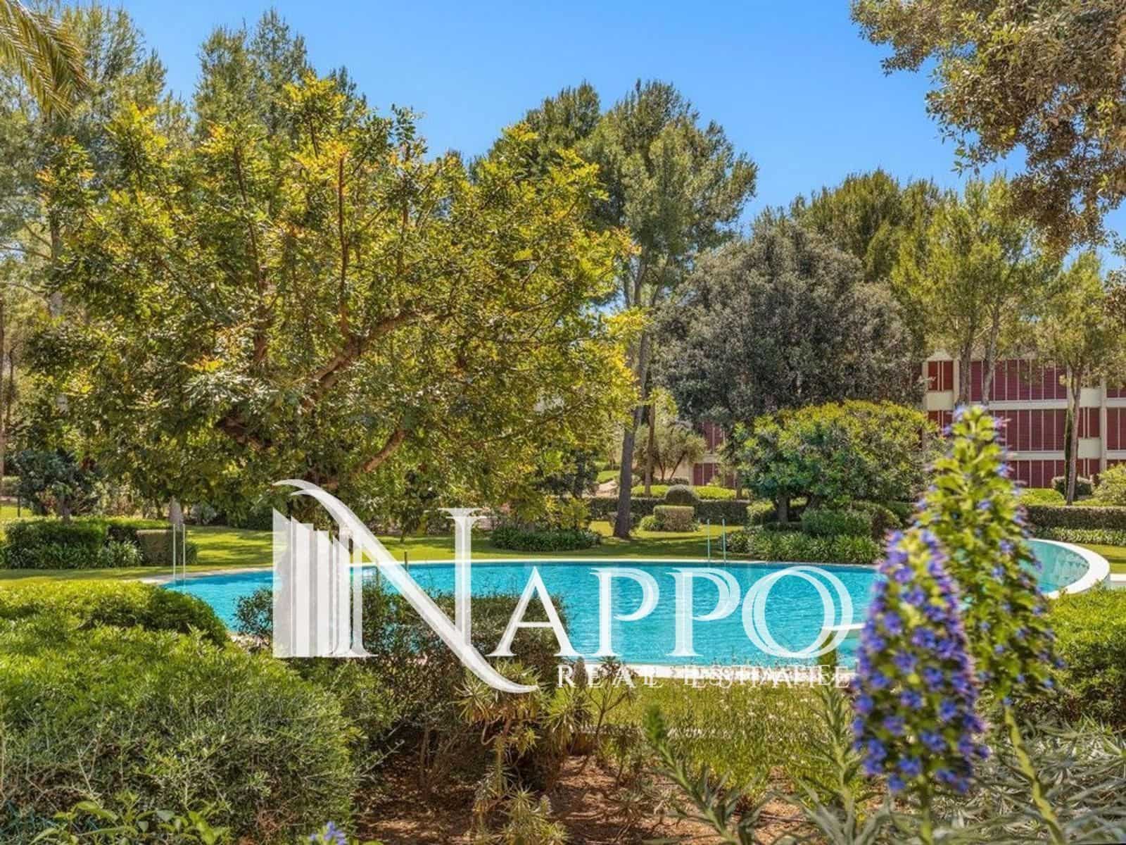 2 soveværelse Penthouse til salg i Bendinat med swimmingpool garage - € 2.225.000 (Ref: 8578541)