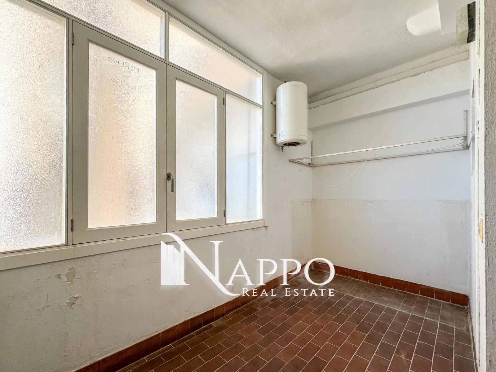 5 bedroom Flat for sale in Palma de Mallorca - € 899,000 (Ref: 8583292)