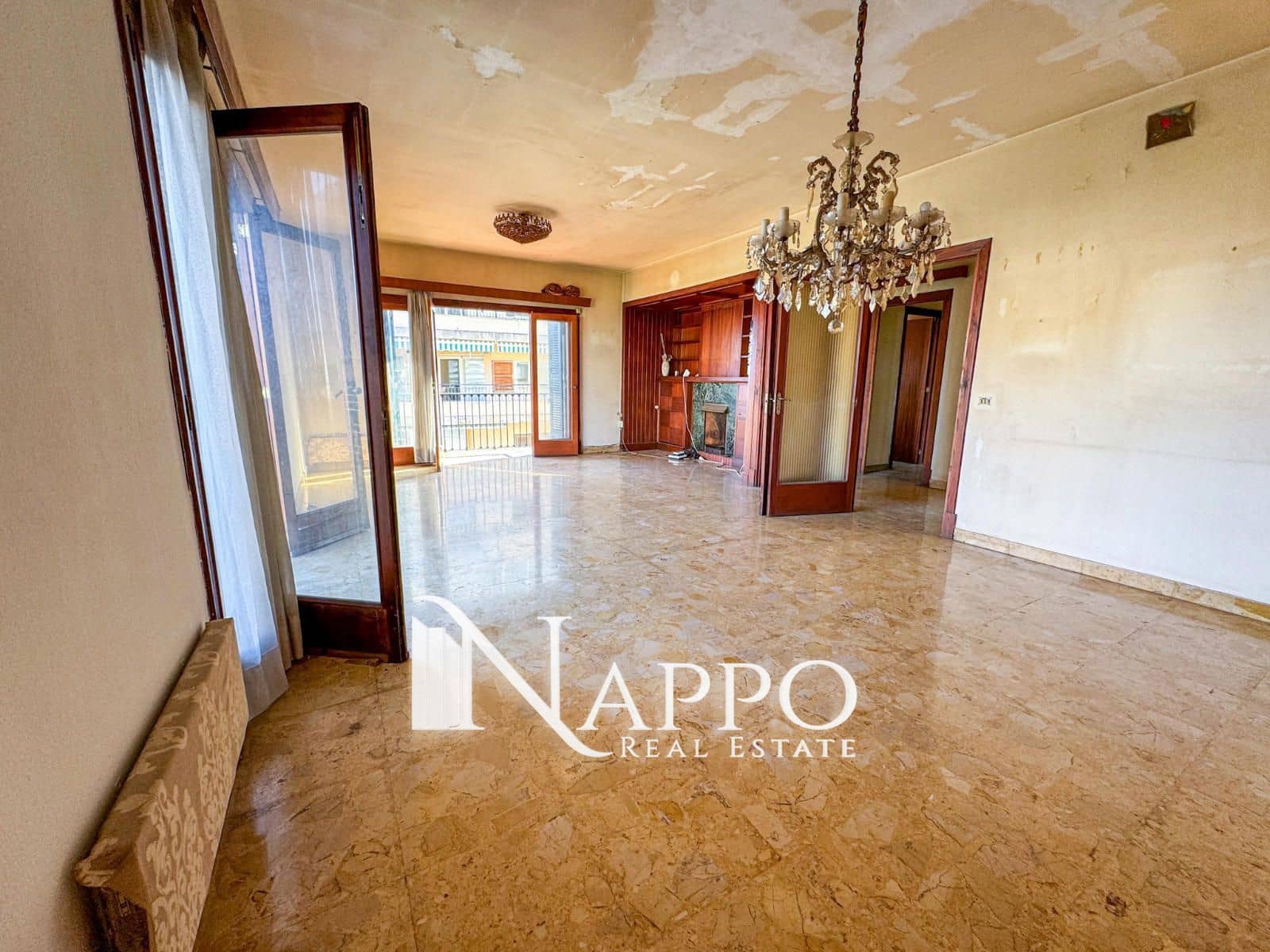 5 bedroom Flat for sale in Palma de Mallorca - € 899,000 (Ref: 8583292)