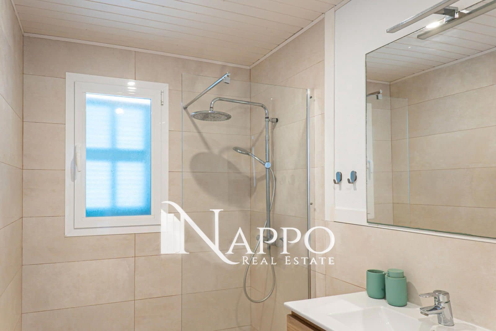 Chalet de 1 habitación en Alcúdia en alquiler con piscina garaje - 1.900 € (Ref: 8585545)