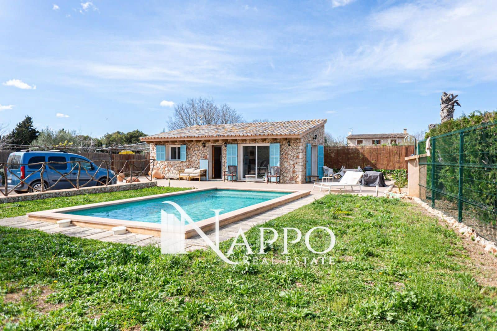 Chalet de 1 habitación en Alcúdia en alquiler con piscina garaje - 1.900 € (Ref: 8585545)