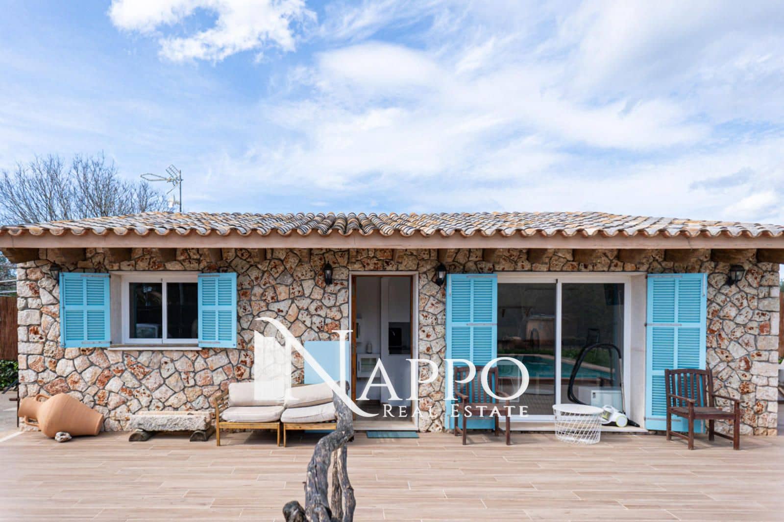 Chalet de 1 habitación en Alcúdia en alquiler con piscina garaje - 1.900 € (Ref: 8585545)