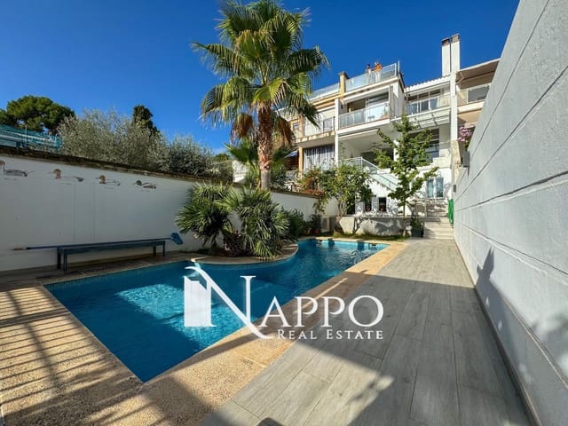 5 sypialnia Dom na sprzedaż w El Terreno, Palma de Mallorca z basenem garażem - 2 195 000 € (Ref: 8591868)