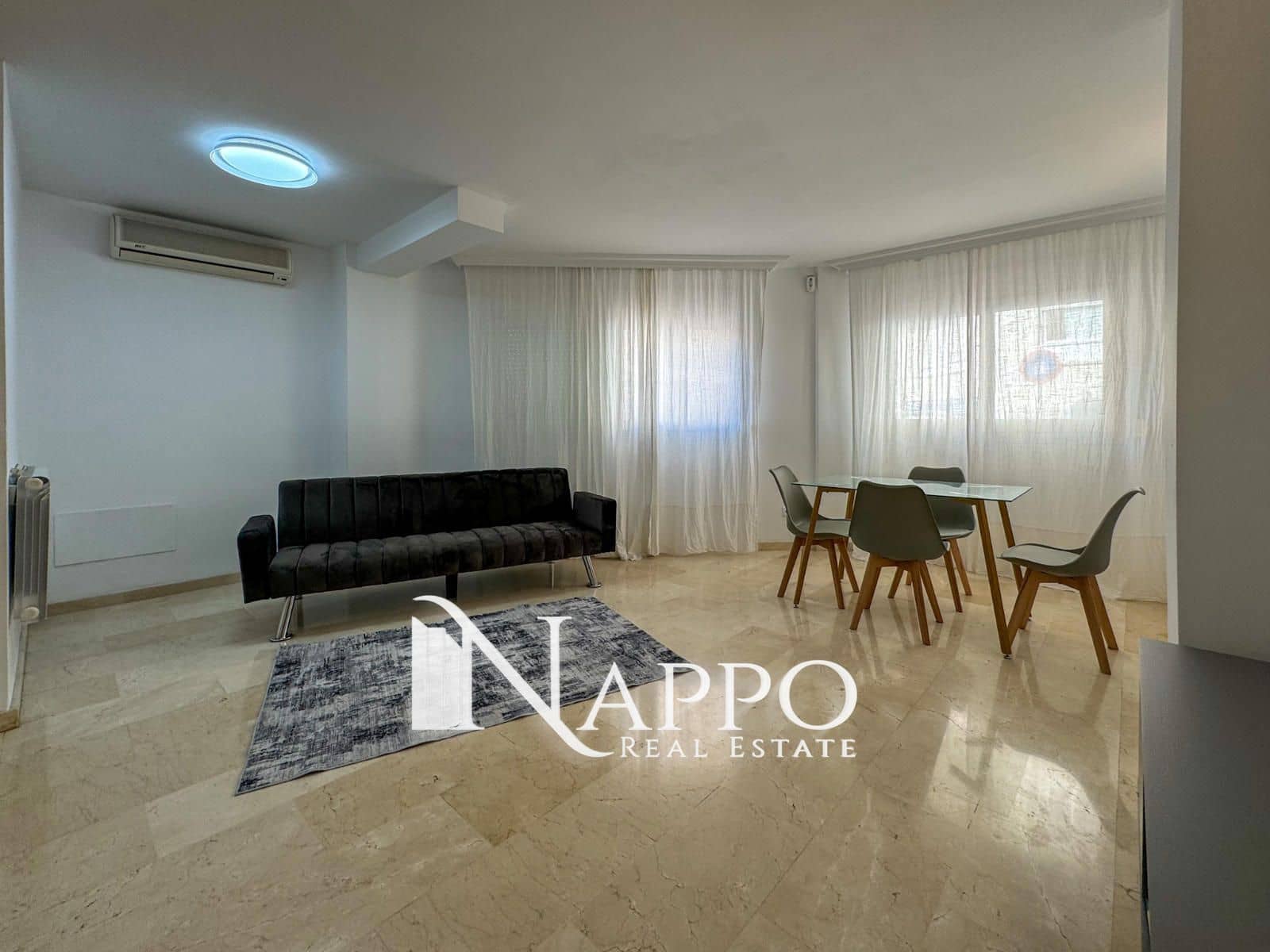 3 soverom Hus til leie i Palma de Mallorca med garasje - € 1 950 (Ref: 8685097)