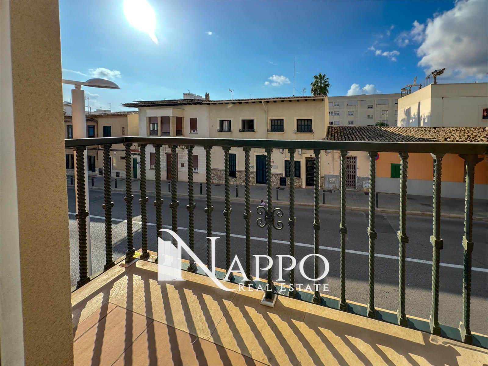 3 soverom Hus til leie i Palma de Mallorca med garasje - € 1 950 (Ref: 8685097)