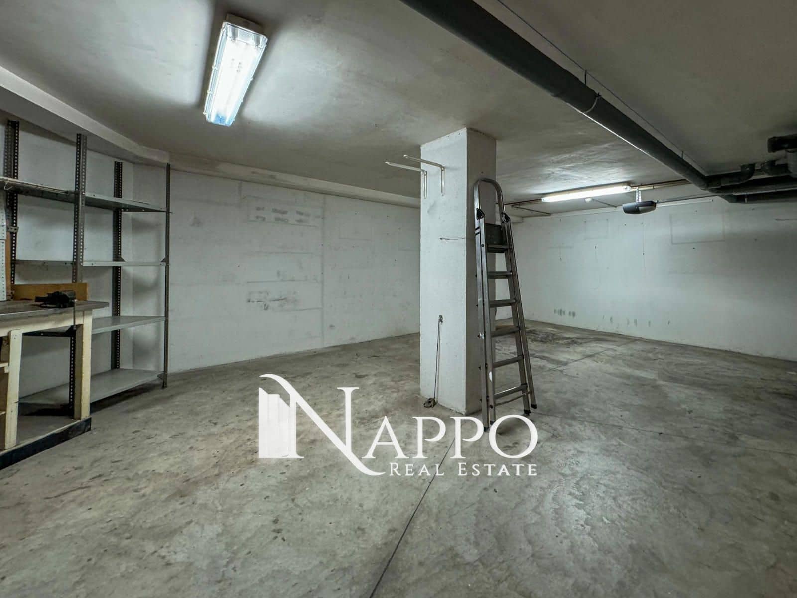 3 soverom Hus til leie i Palma de Mallorca med garasje - € 1 950 (Ref: 8685097)