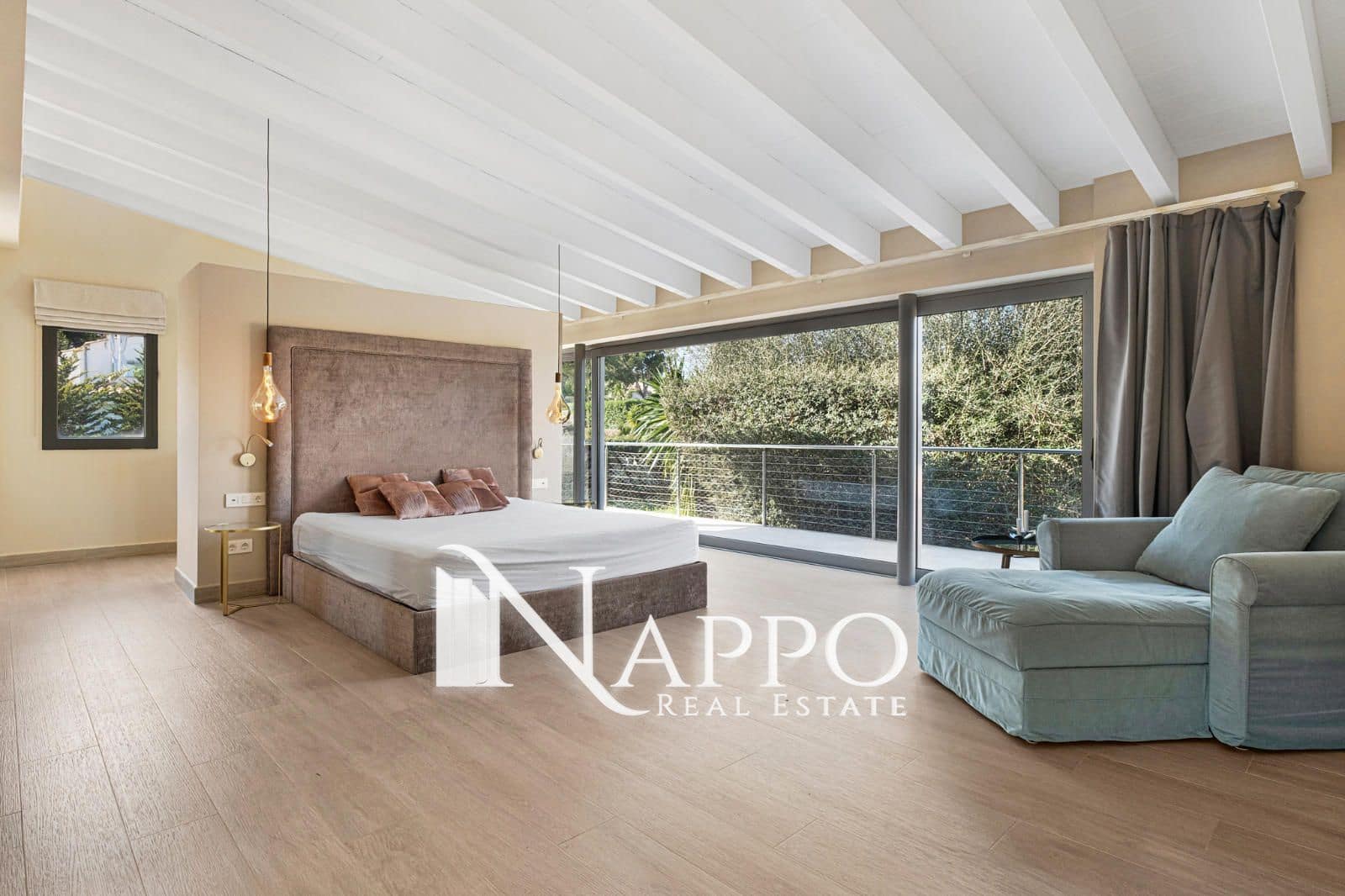 4 sypialnia Willa na sprzedaż w Santa Ponsa z basenem garażem - 3 500 000 € (Ref: 8756540)