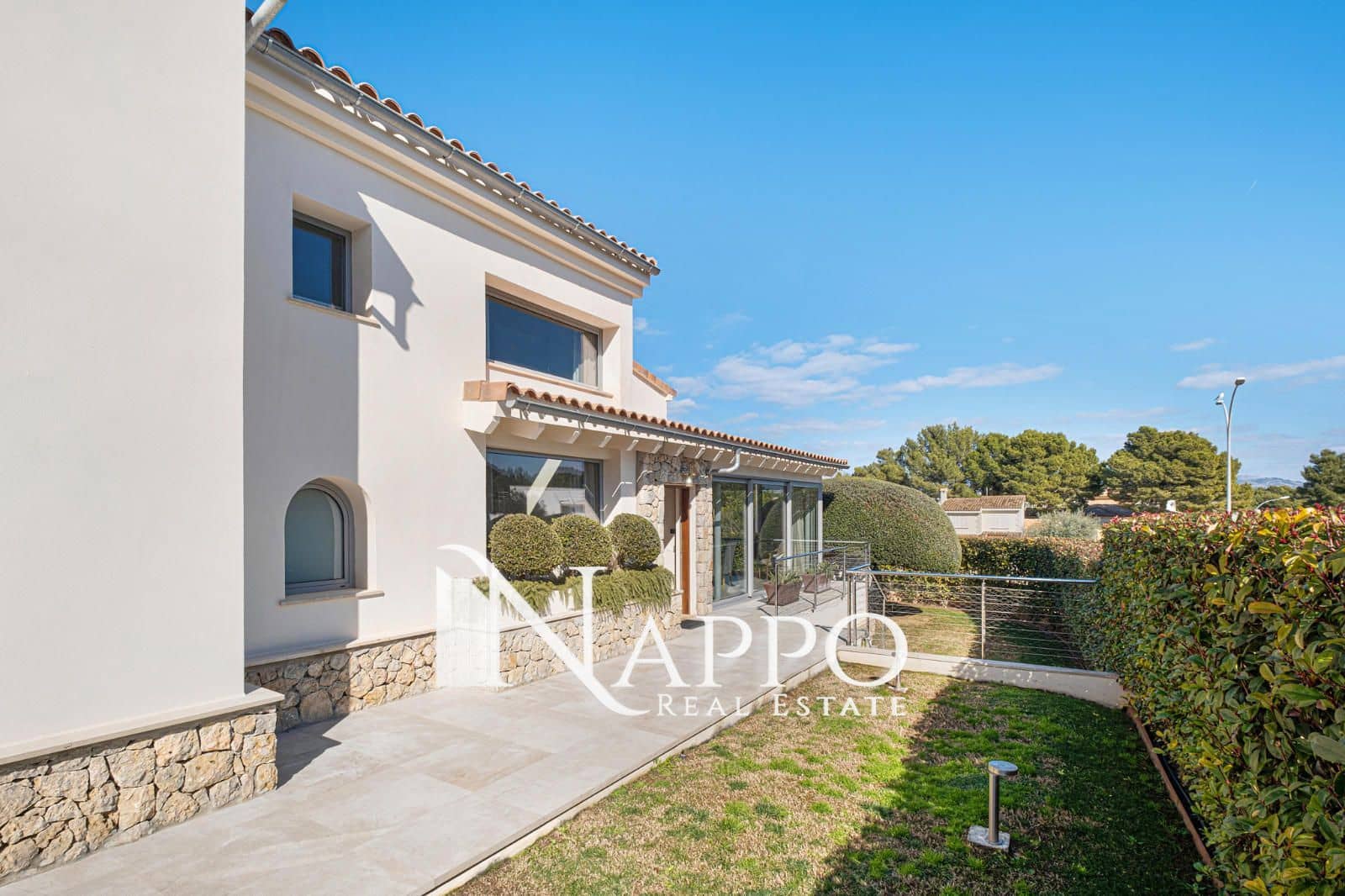 4 sypialnia Willa na sprzedaż w Santa Ponsa z basenem garażem - 3 500 000 € (Ref: 8756540)