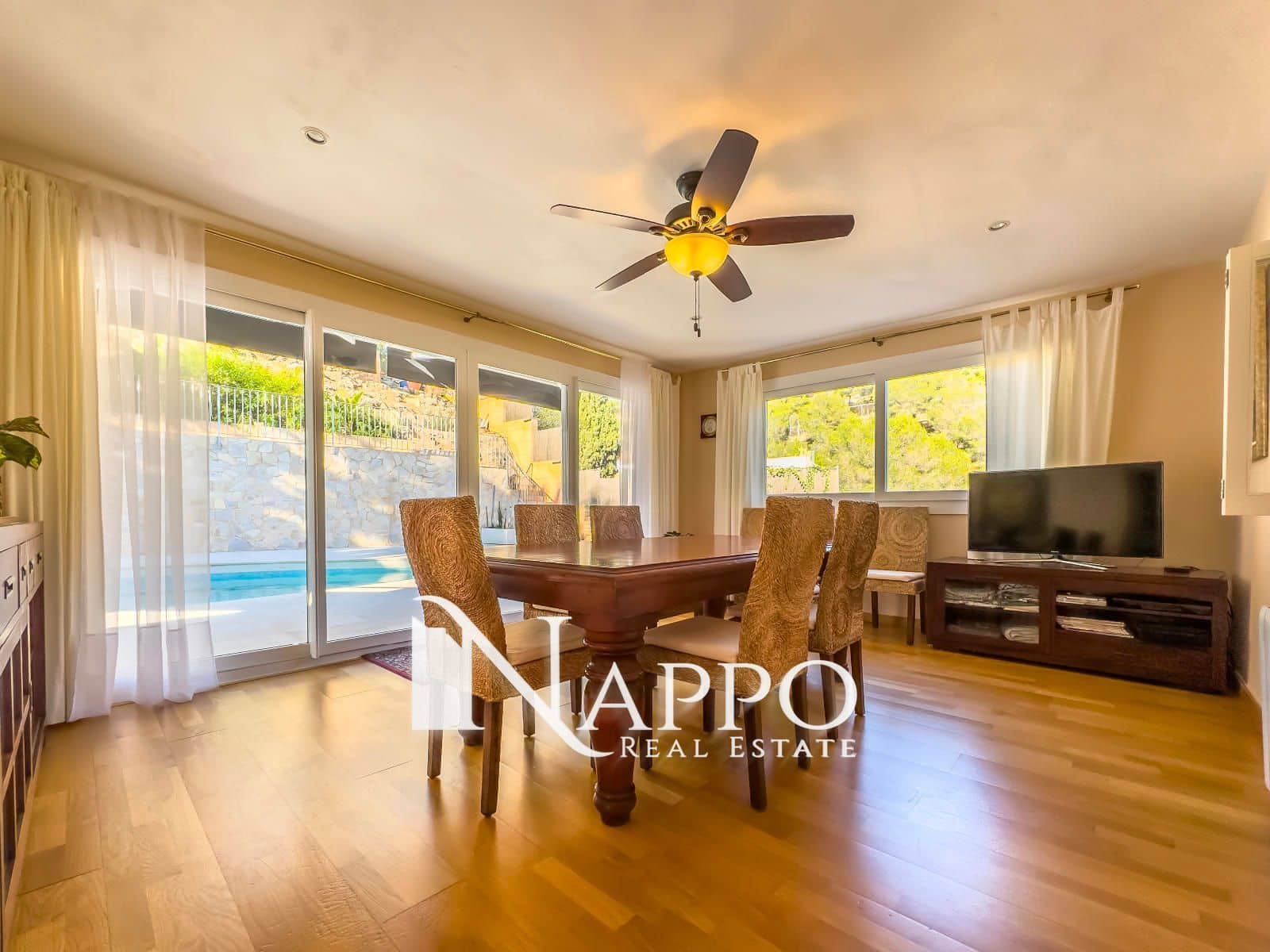 4 chambre Villa/Maison à vendre à Calvia avec piscine garage - 2 250 000 € (Ref: 8765873)