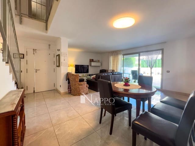 4 bedroom Townhouse for sale in Las Maravillas, Palma de Mallorca with pool garage - € 839,000 (Ref: 8810779)