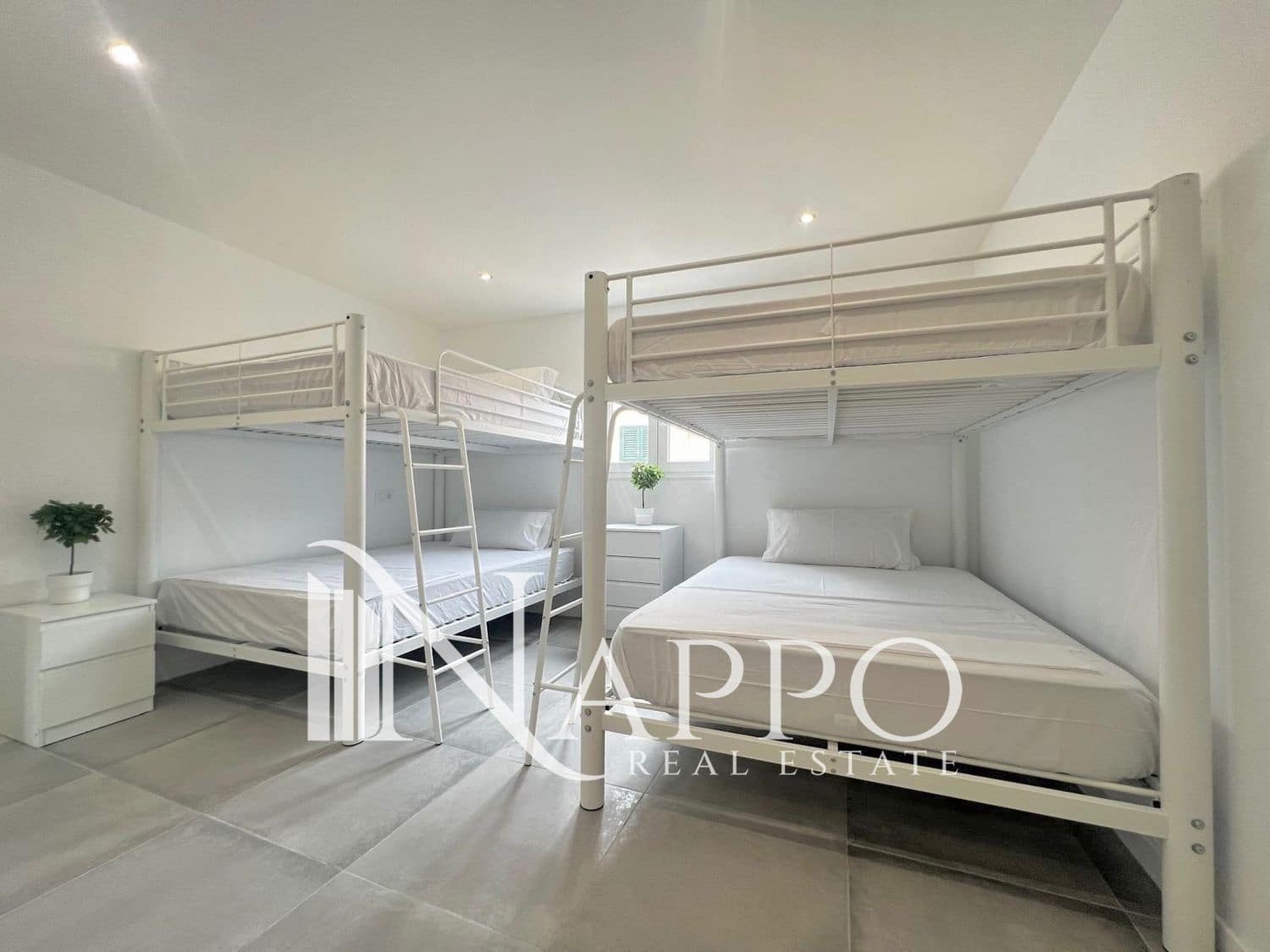 4 soveværelse Villa til salg i Coll d'en Rabassa - € 499.000 (Ref: 8813495)