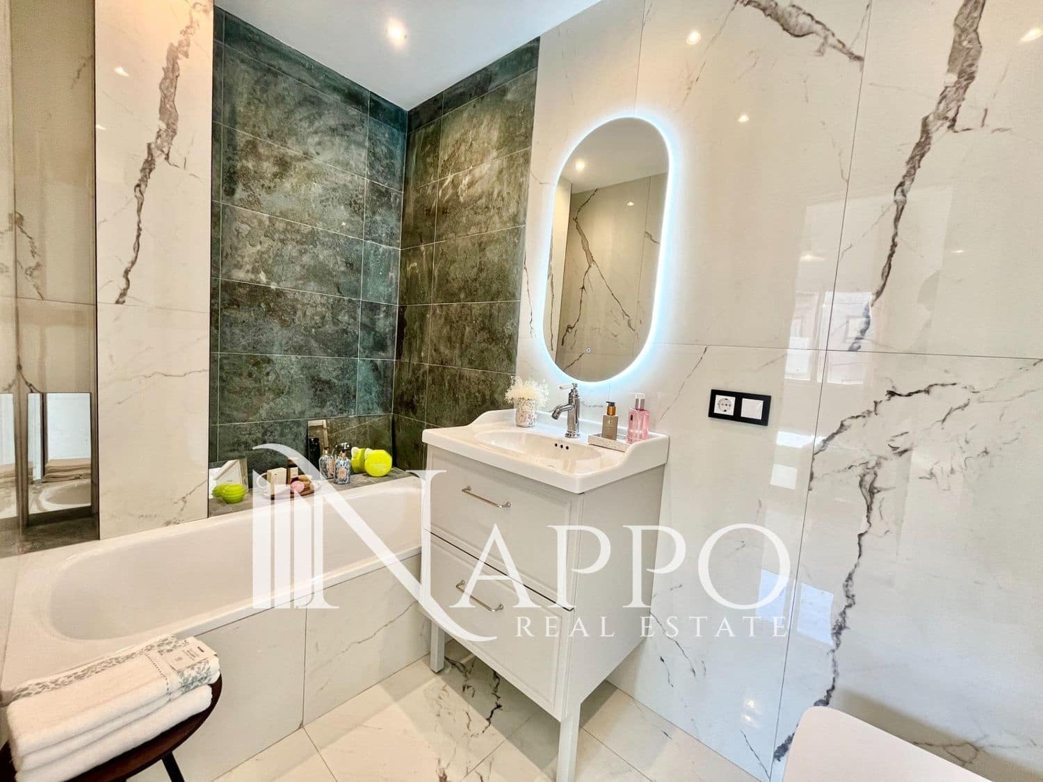 3 slaapkamer Flat te koop in Palma de Mallorca - € 449.000 (Ref: 8815158)