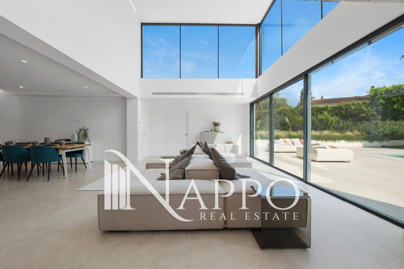 6 soveværelse Villa til salg i Santa Ponsa med swimmingpool garage - € 4.495.000 (Ref: 8820464)