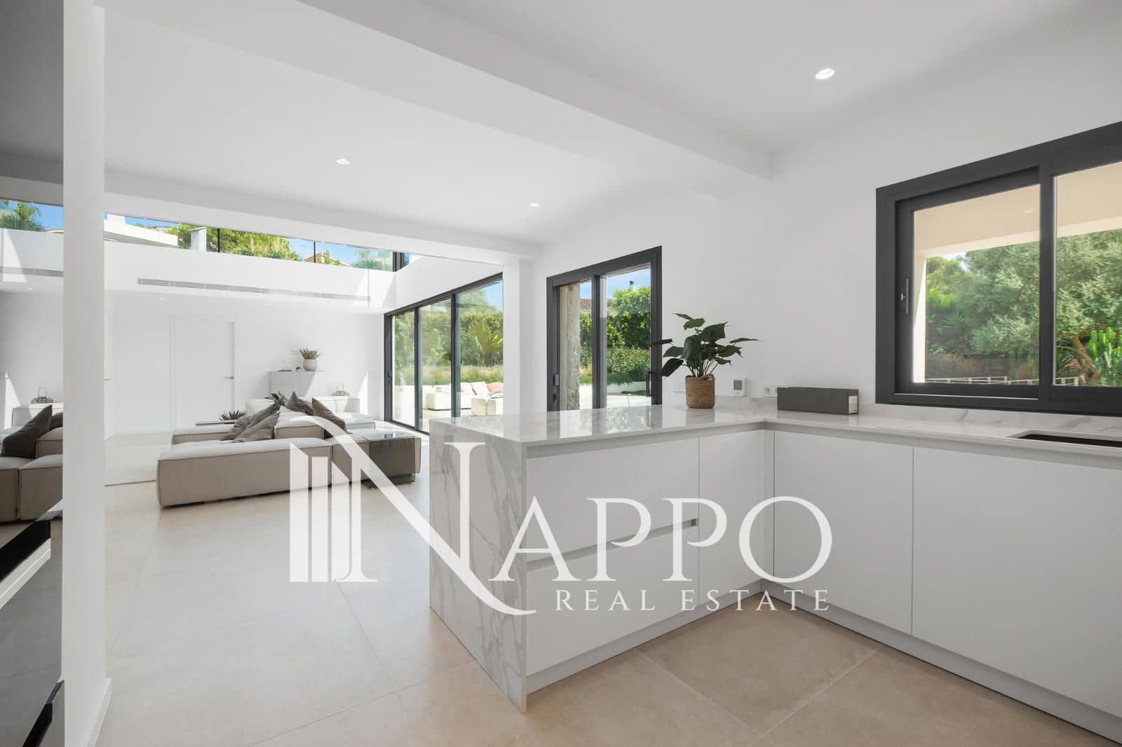 6 soveværelse Villa til salg i Santa Ponsa med swimmingpool garage - € 4.495.000 (Ref: 8820464)