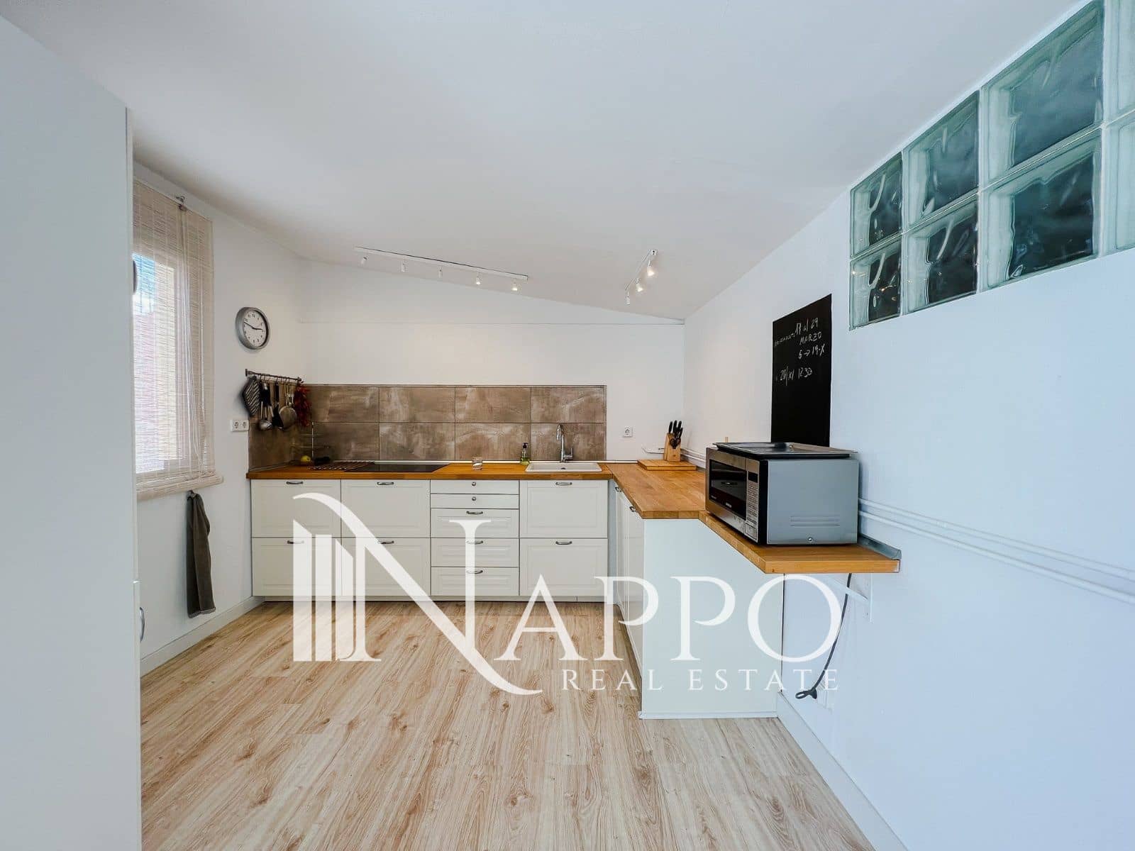 2 Zimmer Penthouse zu vermieten in Palma de Mallorca mit Garage - 1.600 € (Ref: 8830037)