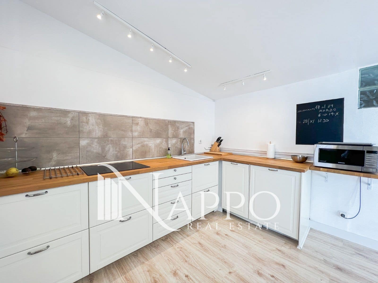 2 Zimmer Penthouse zu vermieten in Palma de Mallorca mit Garage - 1.600 € (Ref: 8830037)