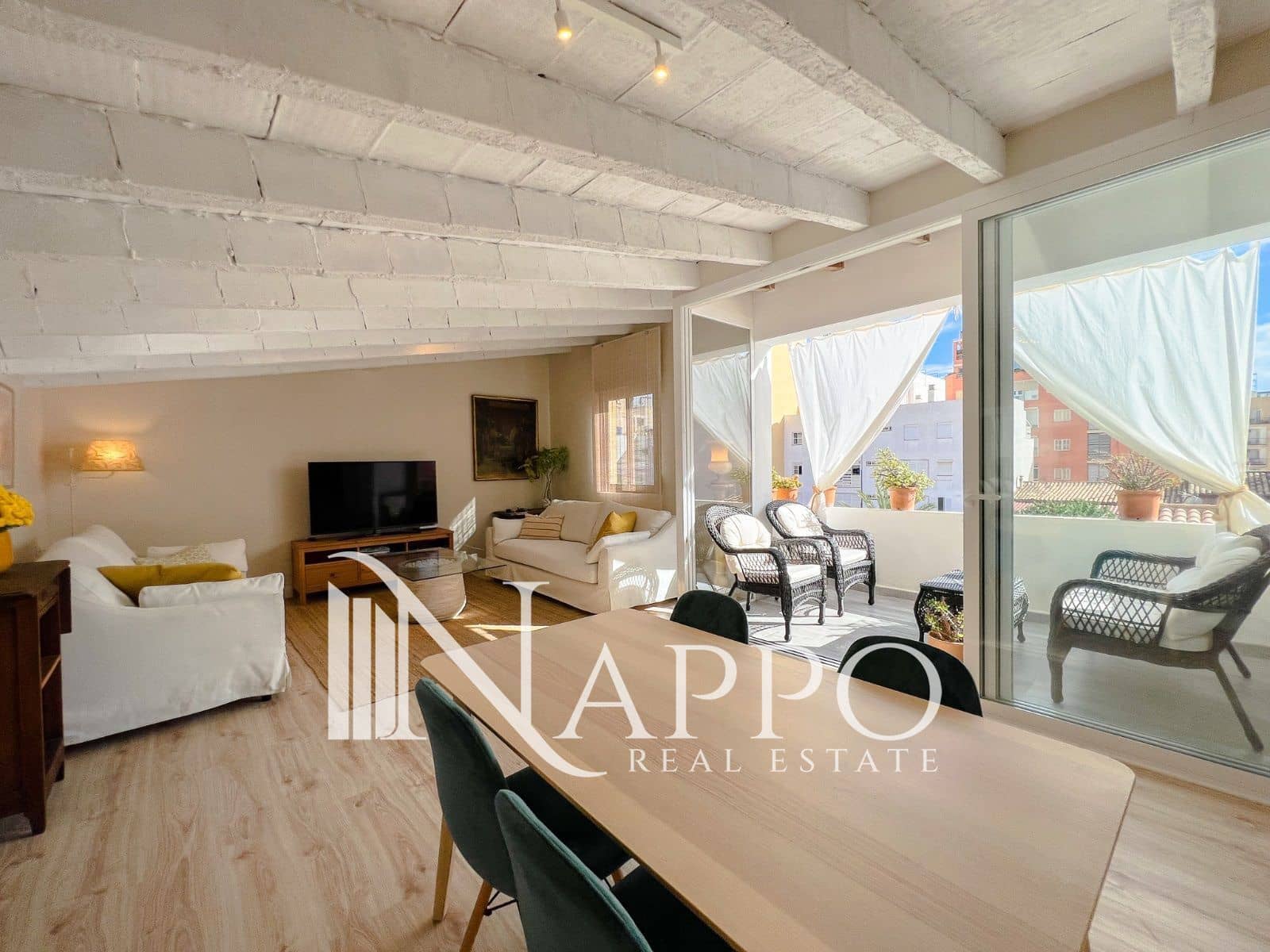 2 Zimmer Penthouse zu vermieten in Palma de Mallorca mit Garage - 1.600 € (Ref: 8830037)