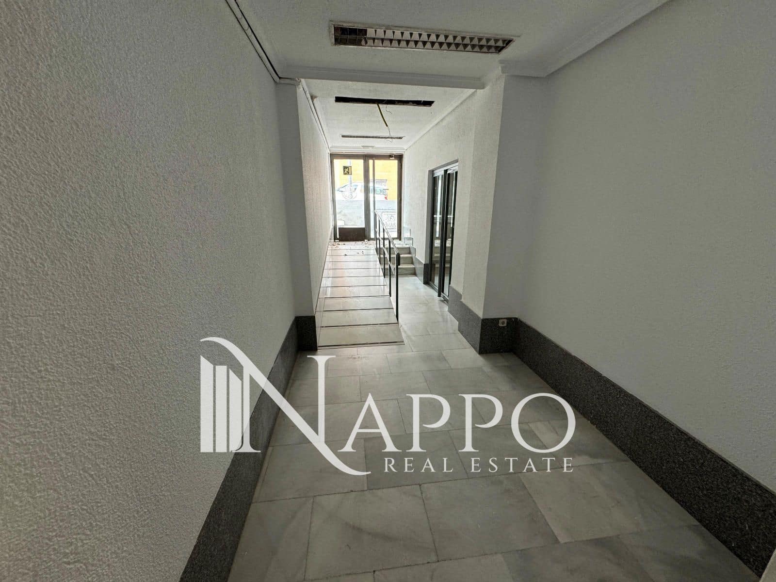 Erhverv til salg i Madrid by - € 990.000 (Ref: 8848769)