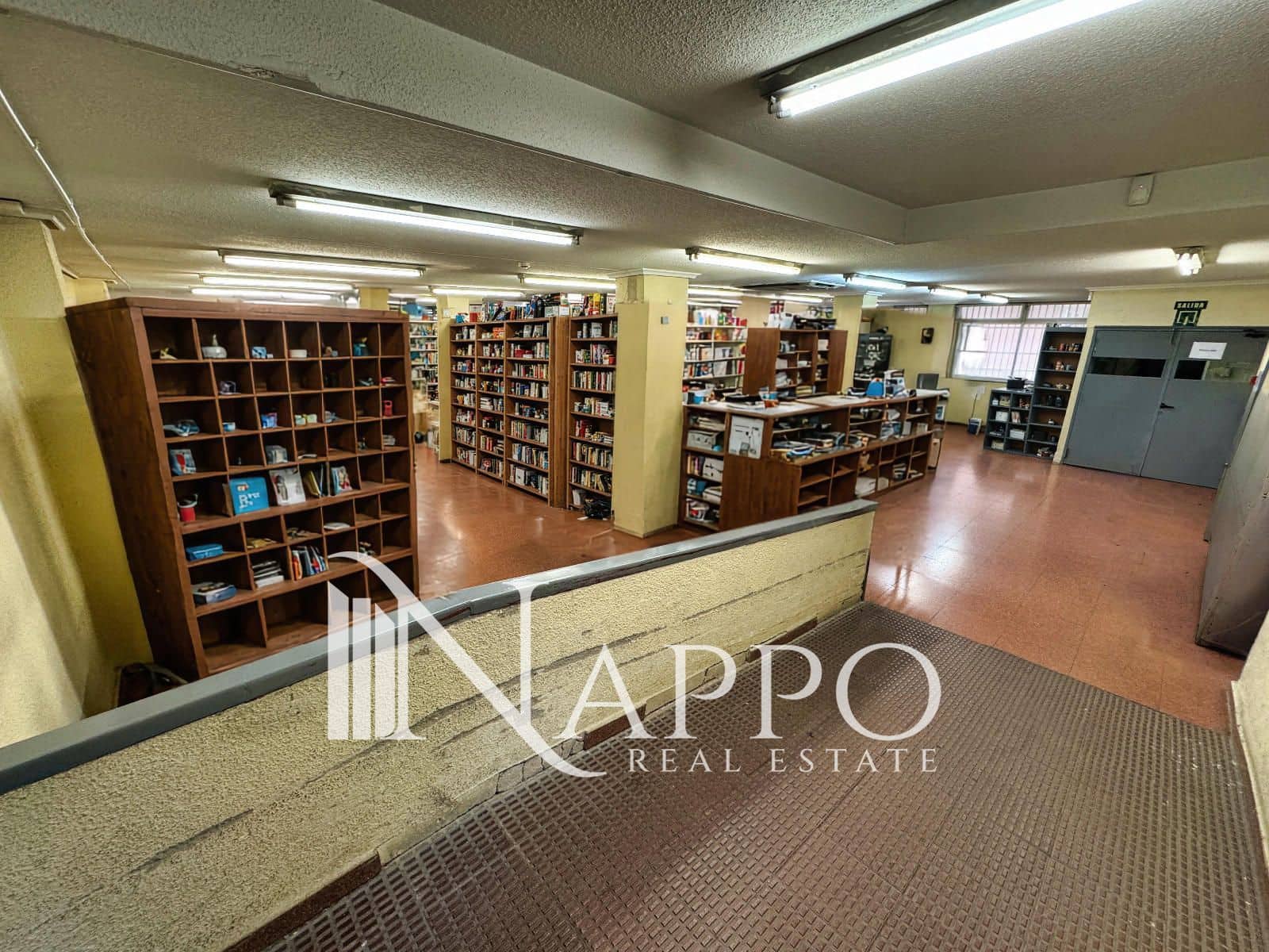 Erhverv til salg i Madrid by - € 990.000 (Ref: 8848769)