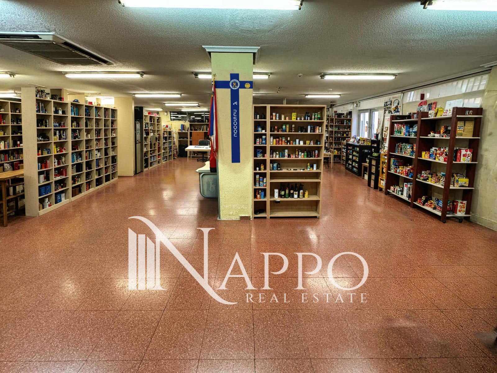 Erhverv til salg i Madrid by - € 990.000 (Ref: 8848769)